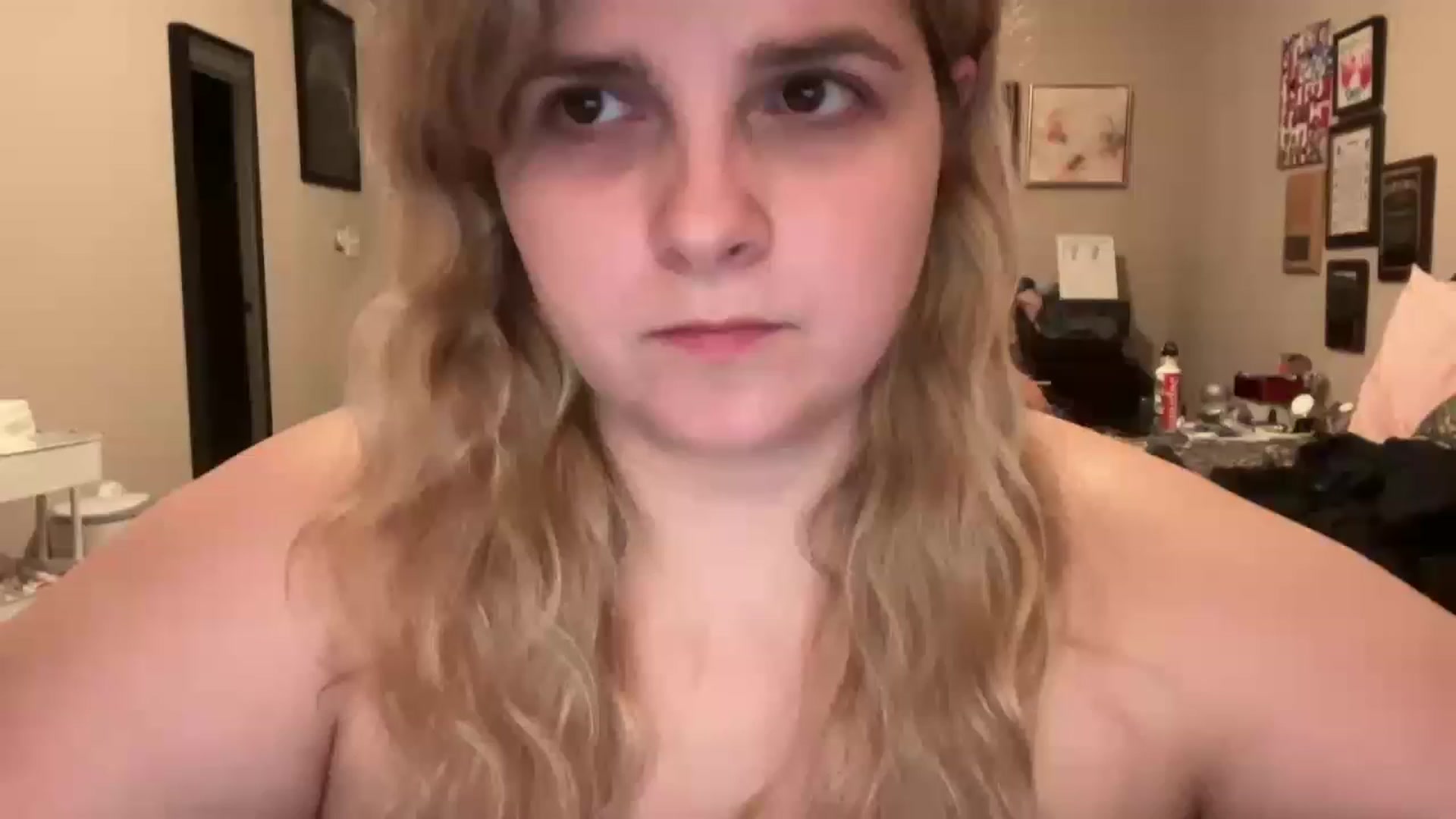 Gallery image thumbnail from j3nnamatic's myfreecams stream on, 05/23/2023, 18:32 image 15 of 20