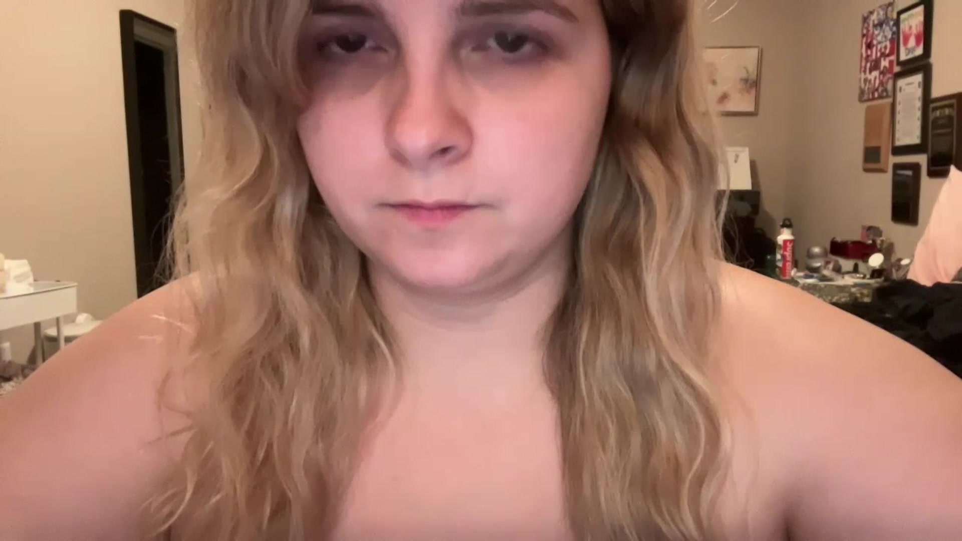 Gallery image thumbnail from j3nnamatic's myfreecams stream on, 05/23/2023, 18:32 image 19 of 20
