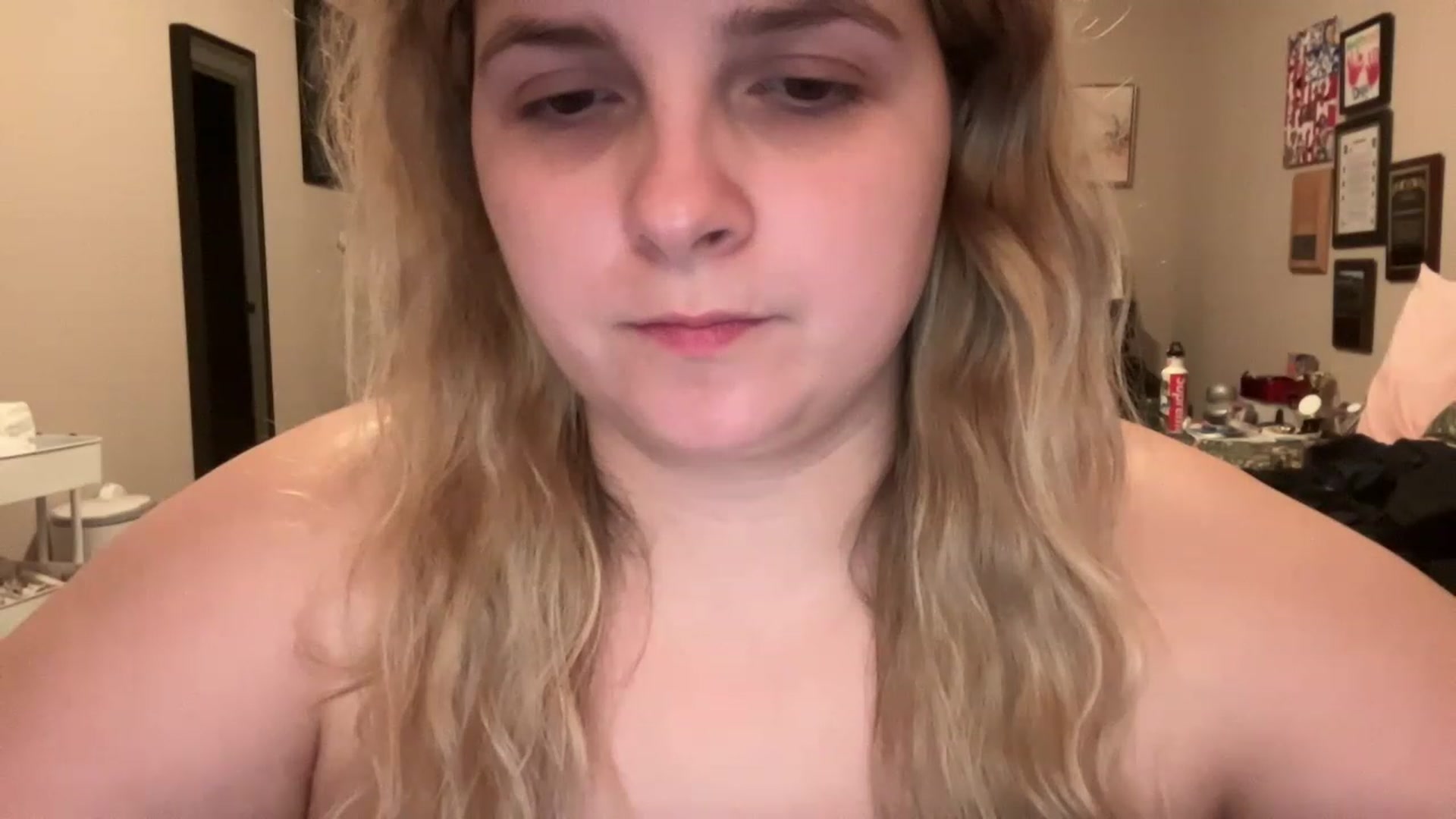 Gallery image thumbnail from j3nnamatic's myfreecams stream on, 05/23/2023, 18:32 image 20 of 20