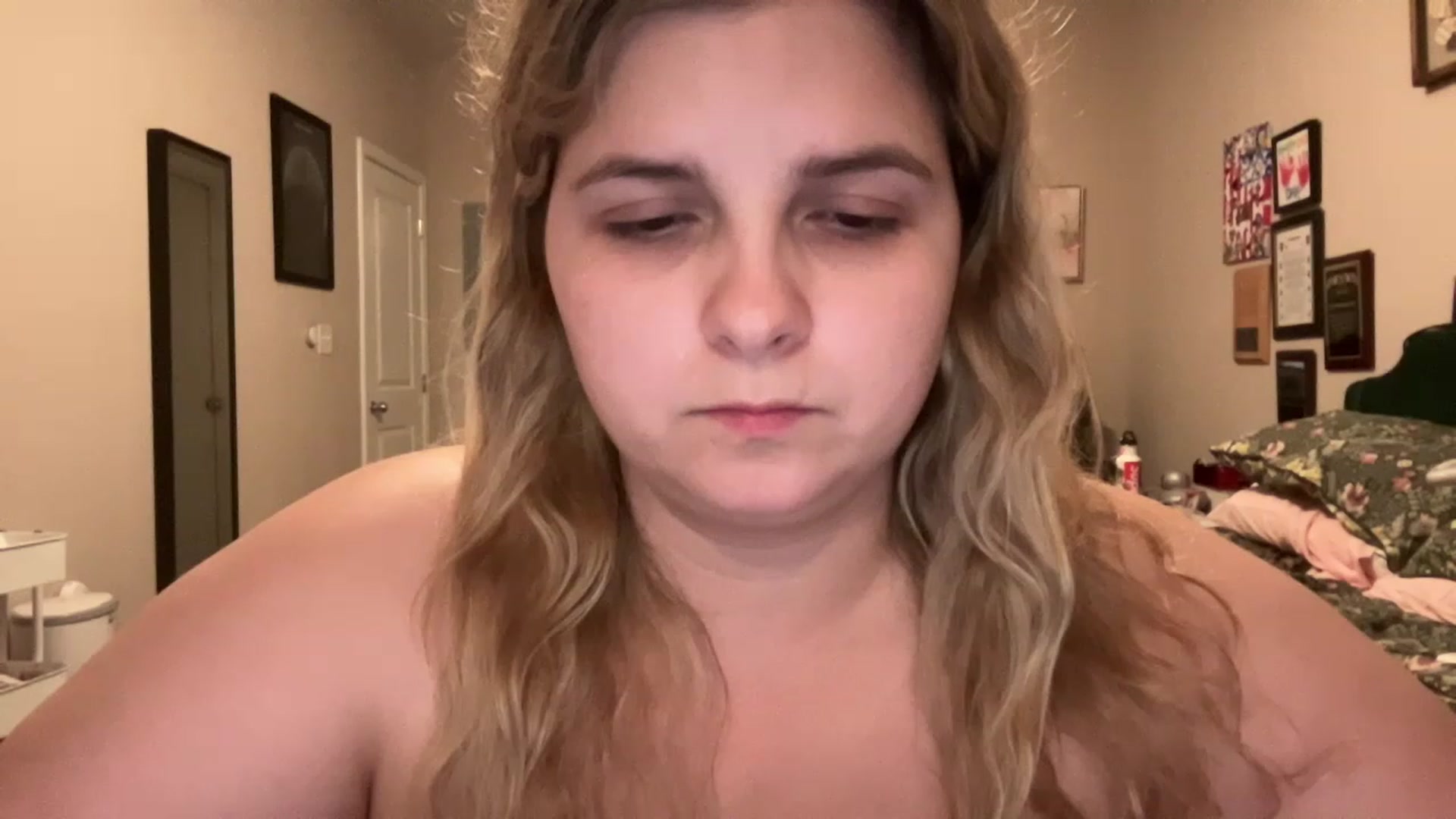 Gallery image thumbnail from j3nnamatic's myfreecams stream on, 05/25/2023, 22:24 image 8 of 20