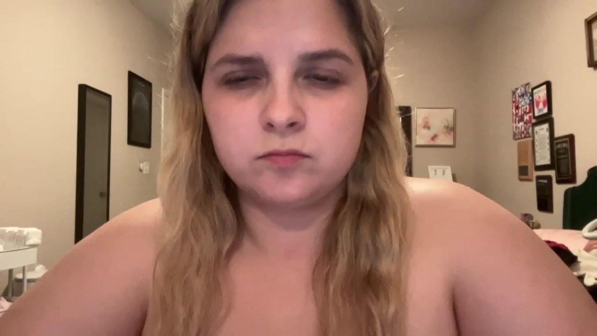 Gallery image thumbnail from j3nnamatic's myfreecams stream on, 06/02/2023, 20:13 image 13 of 20