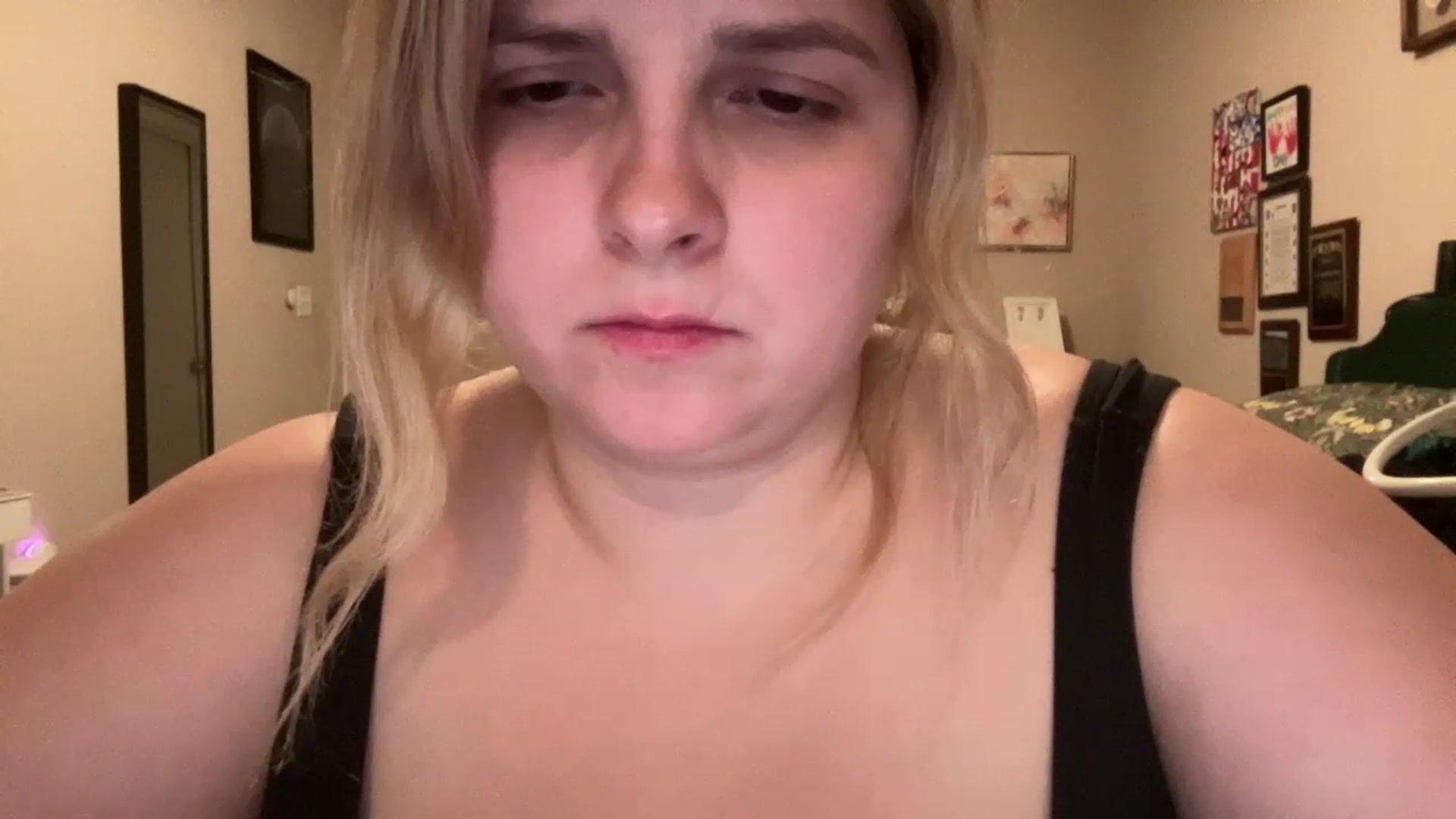 Gallery image thumbnail from j3nnamatic's myfreecams stream on, 06/05/2023, 21:18 image 10 of 20