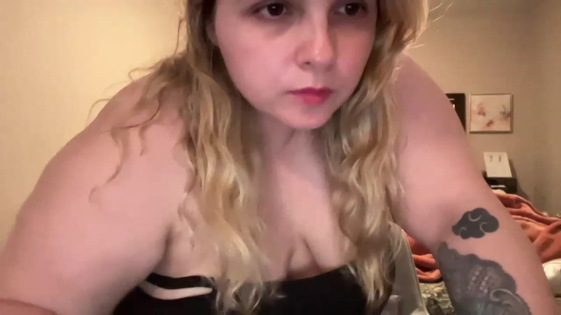 Gallery image thumbnail from j3nnamatic's myfreecams stream on, 06/26/2023, 23:01 image 15 of 20