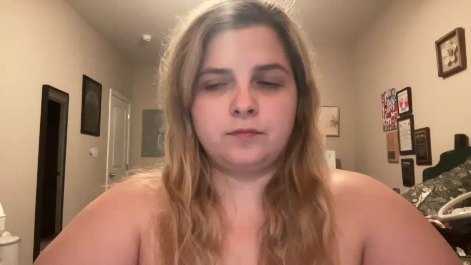 Gallery image thumbnail from j3nnamatic's myfreecams stream on, 07/05/2023, 20:21 image 4 of 20