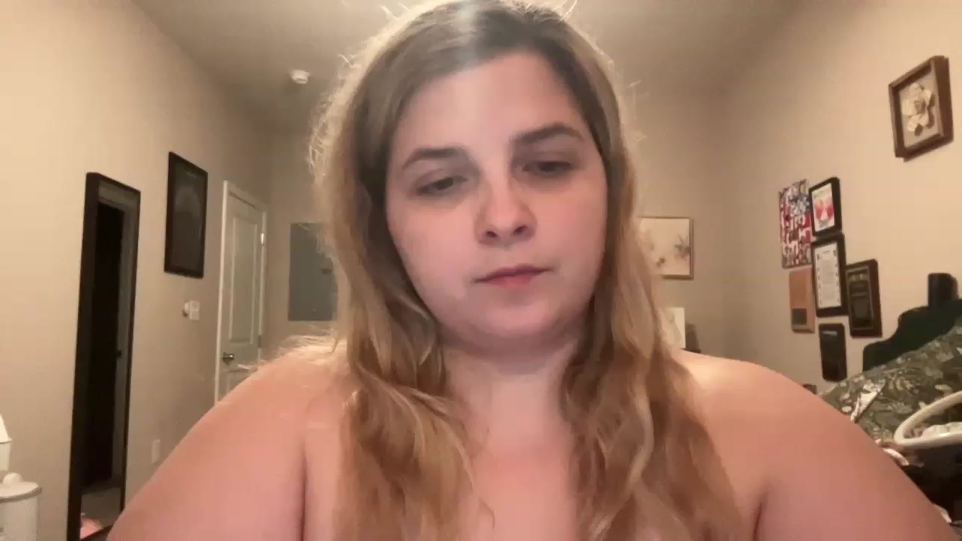 Gallery image thumbnail from j3nnamatic's myfreecams stream on, 07/05/2023, 20:21 image 3 of 20