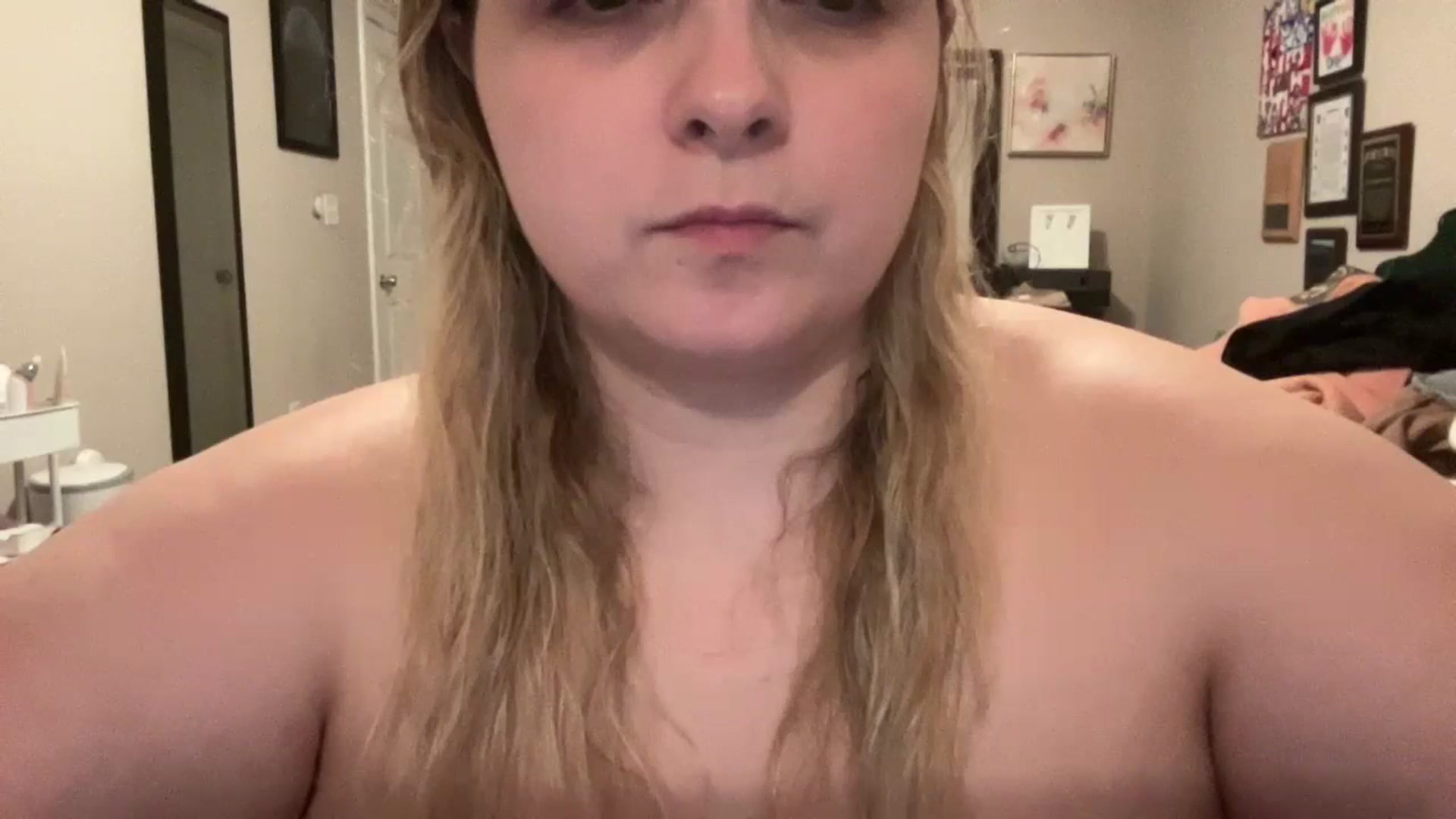 Gallery image thumbnail from j3nnamatic's myfreecams stream on, 07/06/2023, 20:22 image 8 of 20