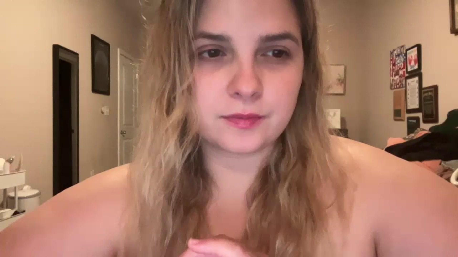 Gallery image thumbnail from j3nnamatic's myfreecams stream on, 07/06/2023, 20:49 image 5 of 20