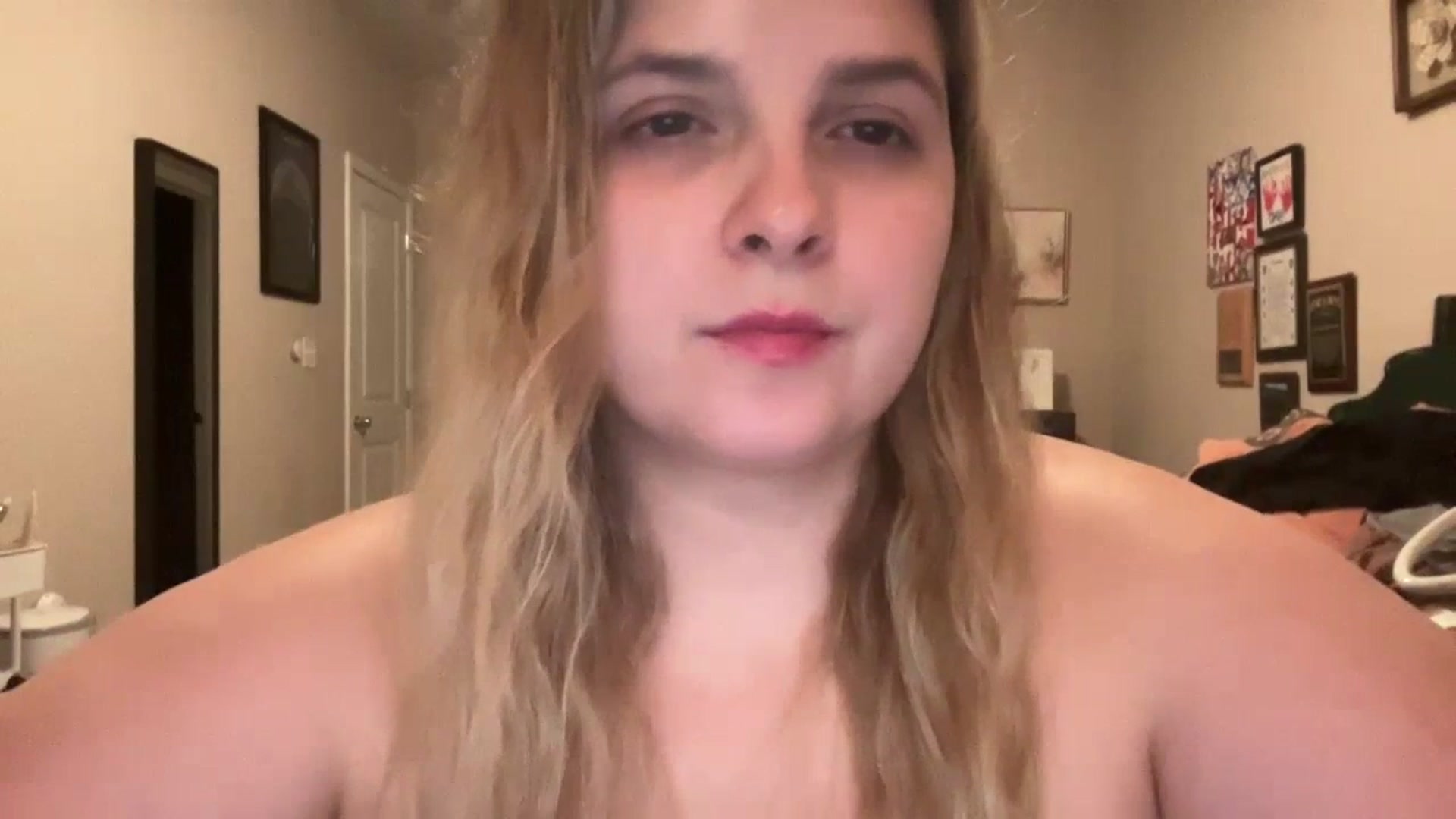 Gallery image thumbnail from j3nnamatic's myfreecams stream on, 07/06/2023, 20:49 image 13 of 20