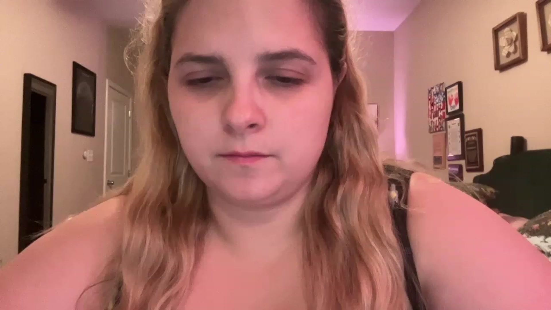 Gallery image thumbnail from j3nnamatic's myfreecams stream on, 07/10/2023, 21:36 image 16 of 20