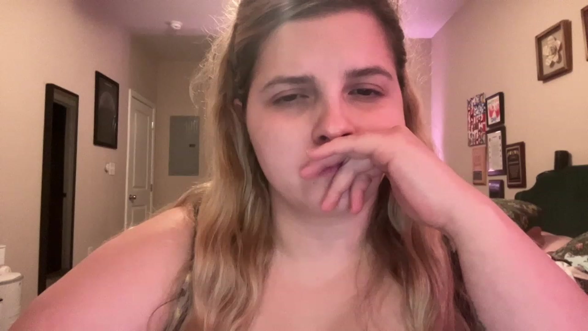 Gallery image thumbnail from j3nnamatic's myfreecams stream on, 07/10/2023, 21:36 image 17 of 20