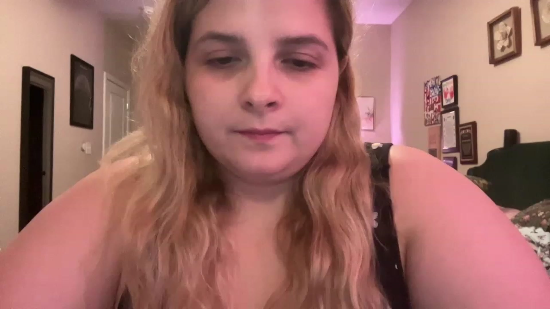 Gallery image thumbnail from j3nnamatic's myfreecams stream on, 07/10/2023, 21:36 image 5 of 20