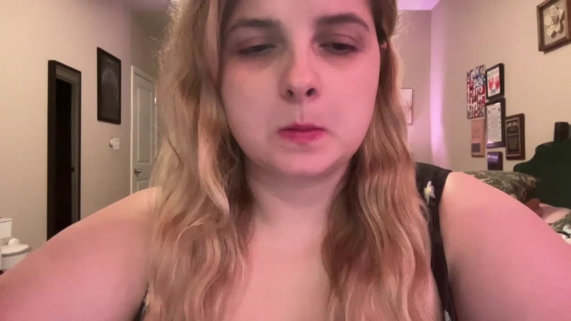 Gallery image thumbnail from j3nnamatic's myfreecams stream on, 07/10/2023, 22:12 image 15 of 20