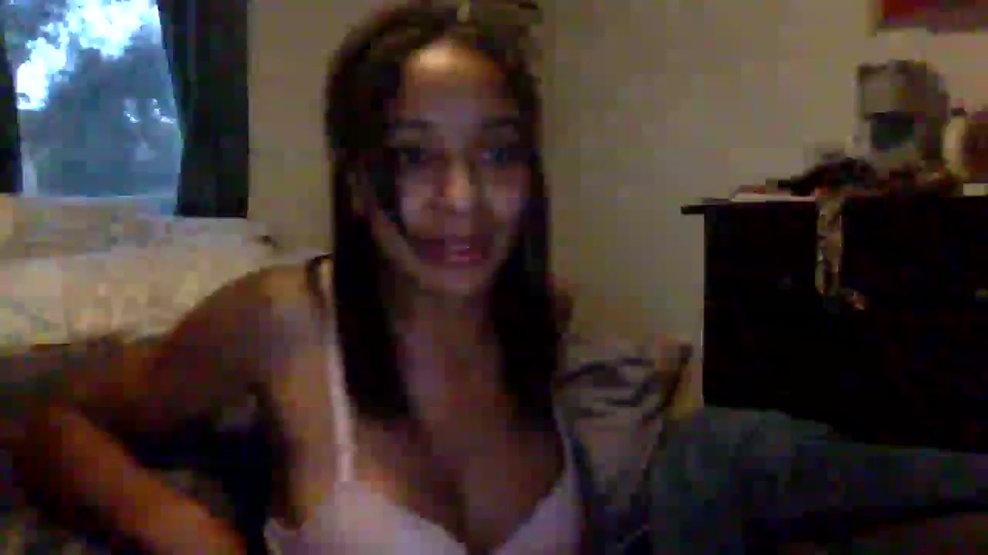 Gallery image thumbnail from jadaluv444's myfreecams stream on, 08/17/2023, 13:20 image 16 of 20