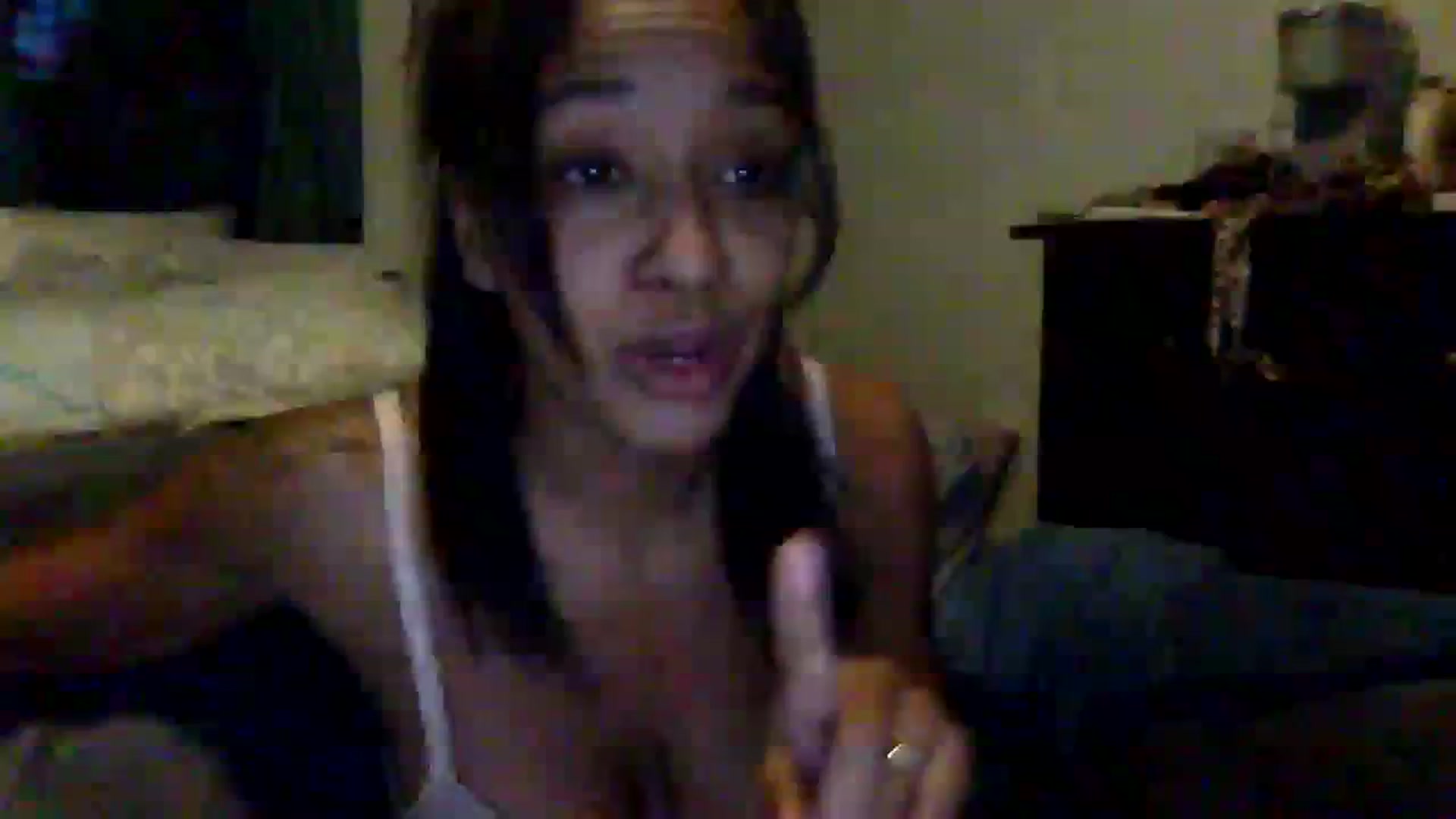 Gallery image thumbnail from jadaluv444's myfreecams stream on, 08/17/2023, 13:20 image 9 of 20