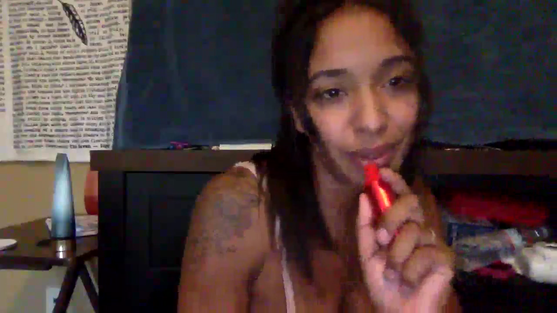 Gallery image thumbnail from jadaluv444's myfreecams stream on, 08/17/2023, 14:19 image 13 of 20