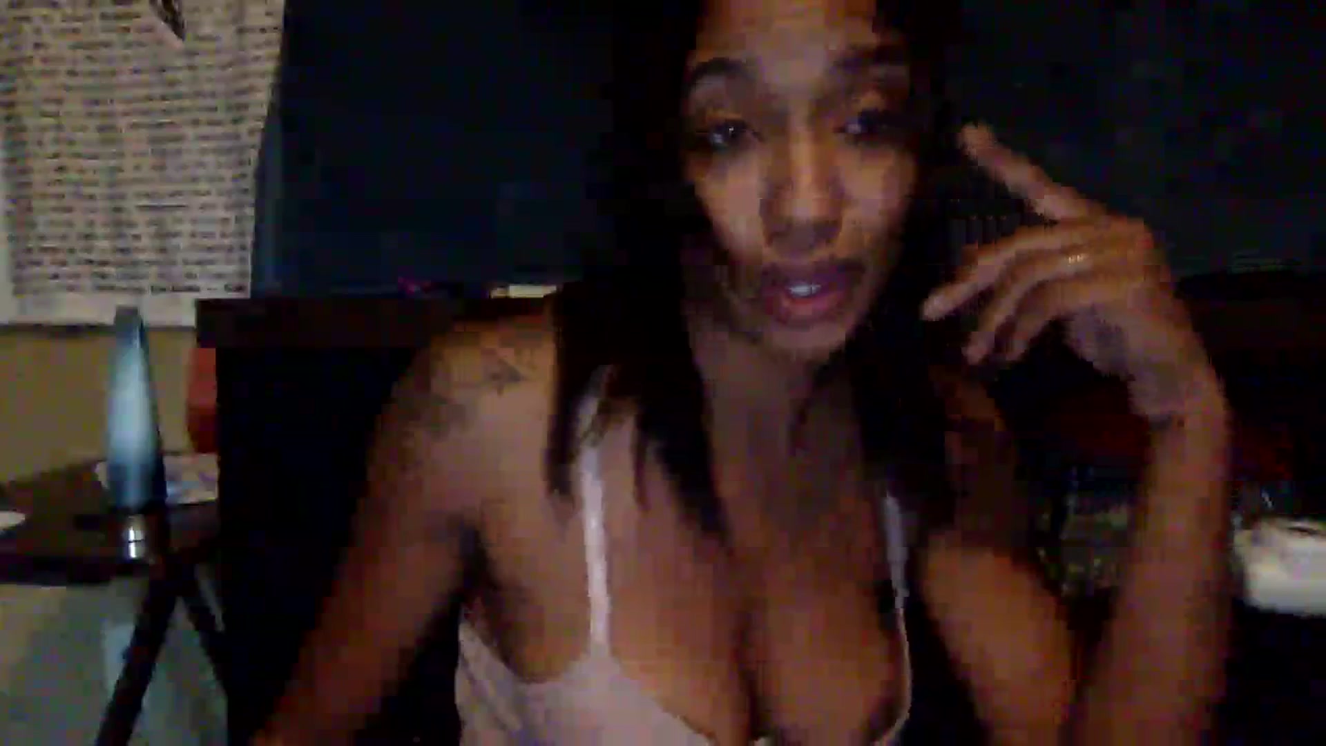 Gallery image thumbnail from jadaluv444's myfreecams stream on, 08/17/2023, 14:19 image 2 of 20
