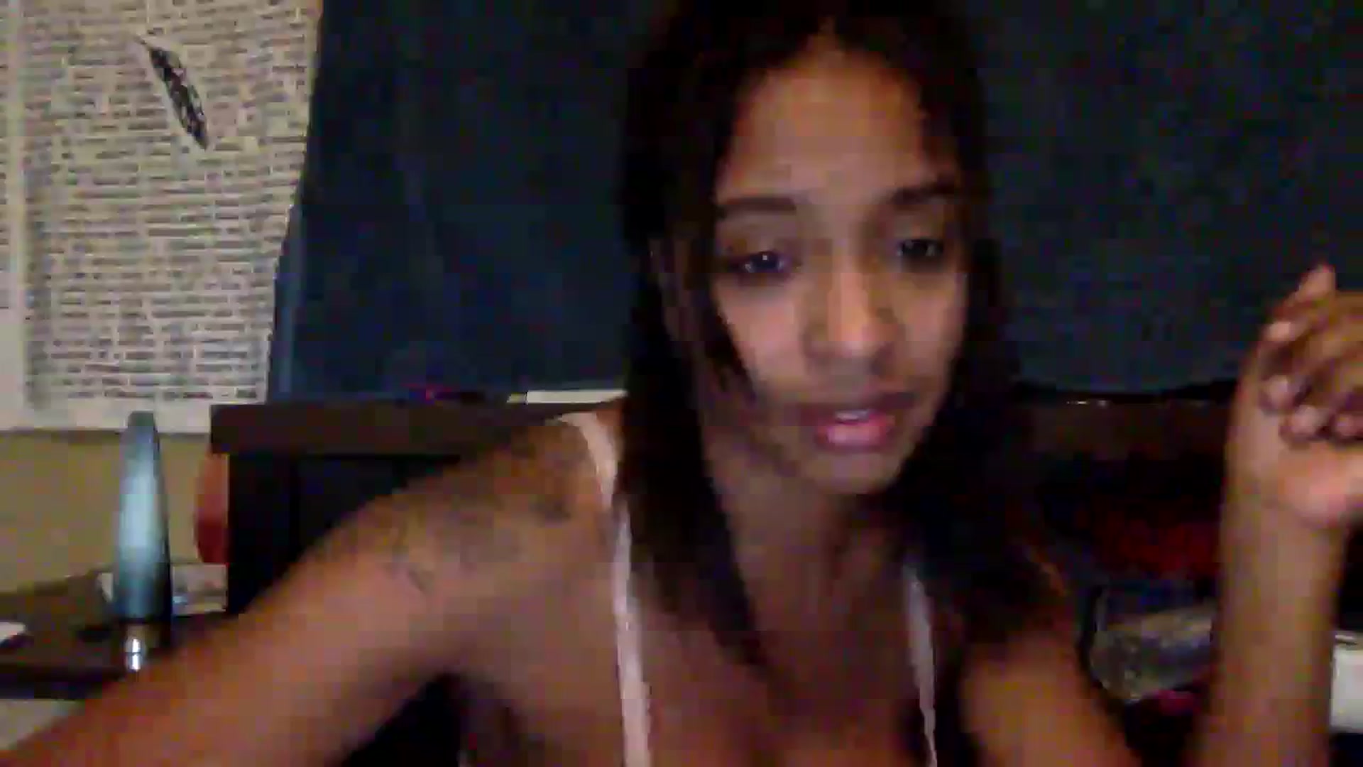 Gallery image thumbnail from jadaluv444's myfreecams stream on, 08/17/2023, 14:19 image 7 of 20