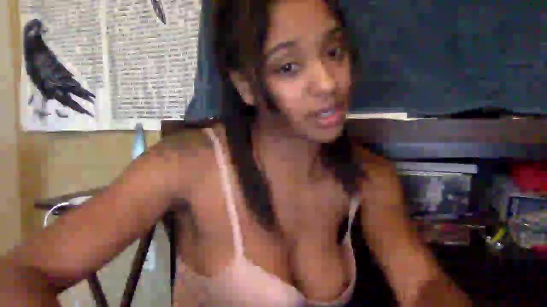 Gallery image thumbnail from jadaluv444's myfreecams stream on, 08/17/2023, 15:00 image 4 of 20