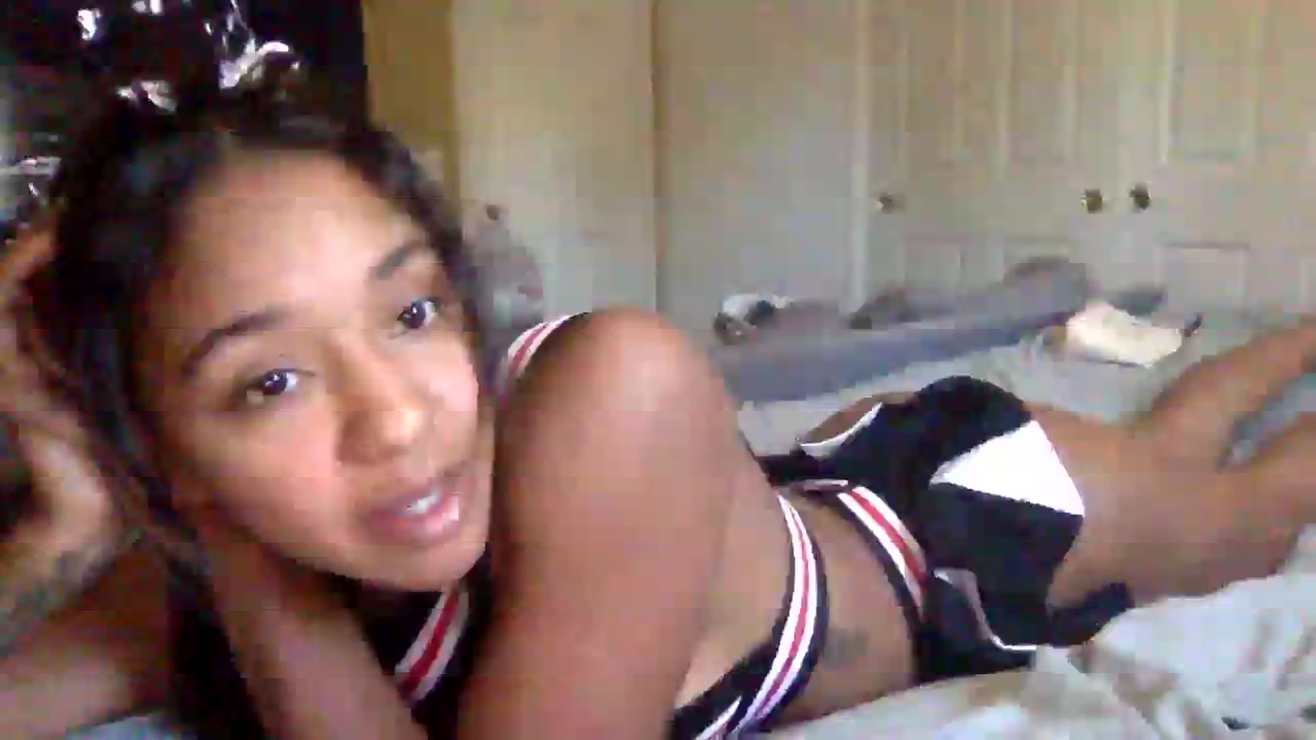 Gallery image thumbnail from jadaluv444's myfreecams stream on, 08/18/2023, 19:57 image 18 of 20