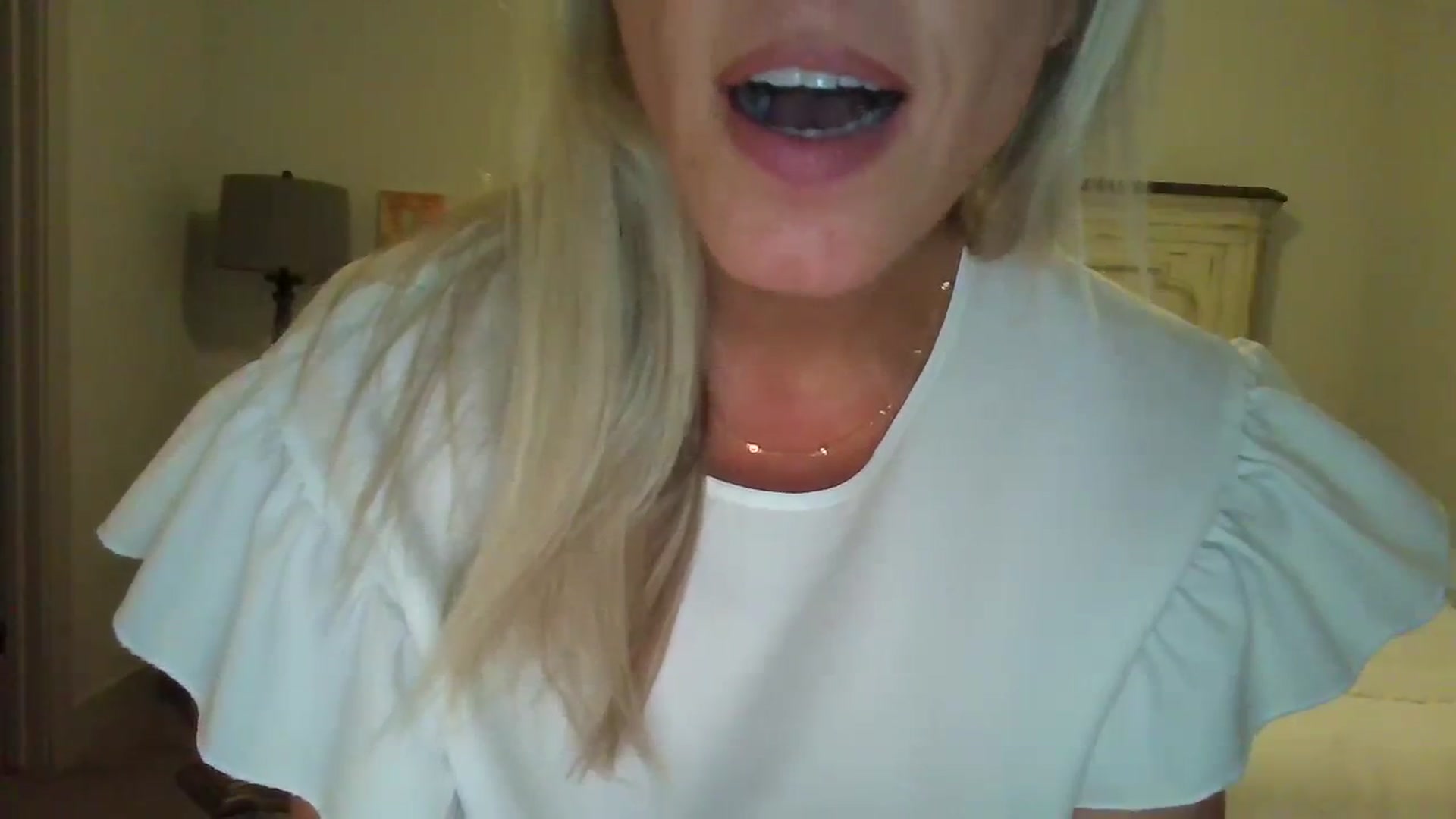 Gallery image thumbnail from jadeandpearls's myfreecams stream on, 10/26/2023, 17:45 image 3 of 20
