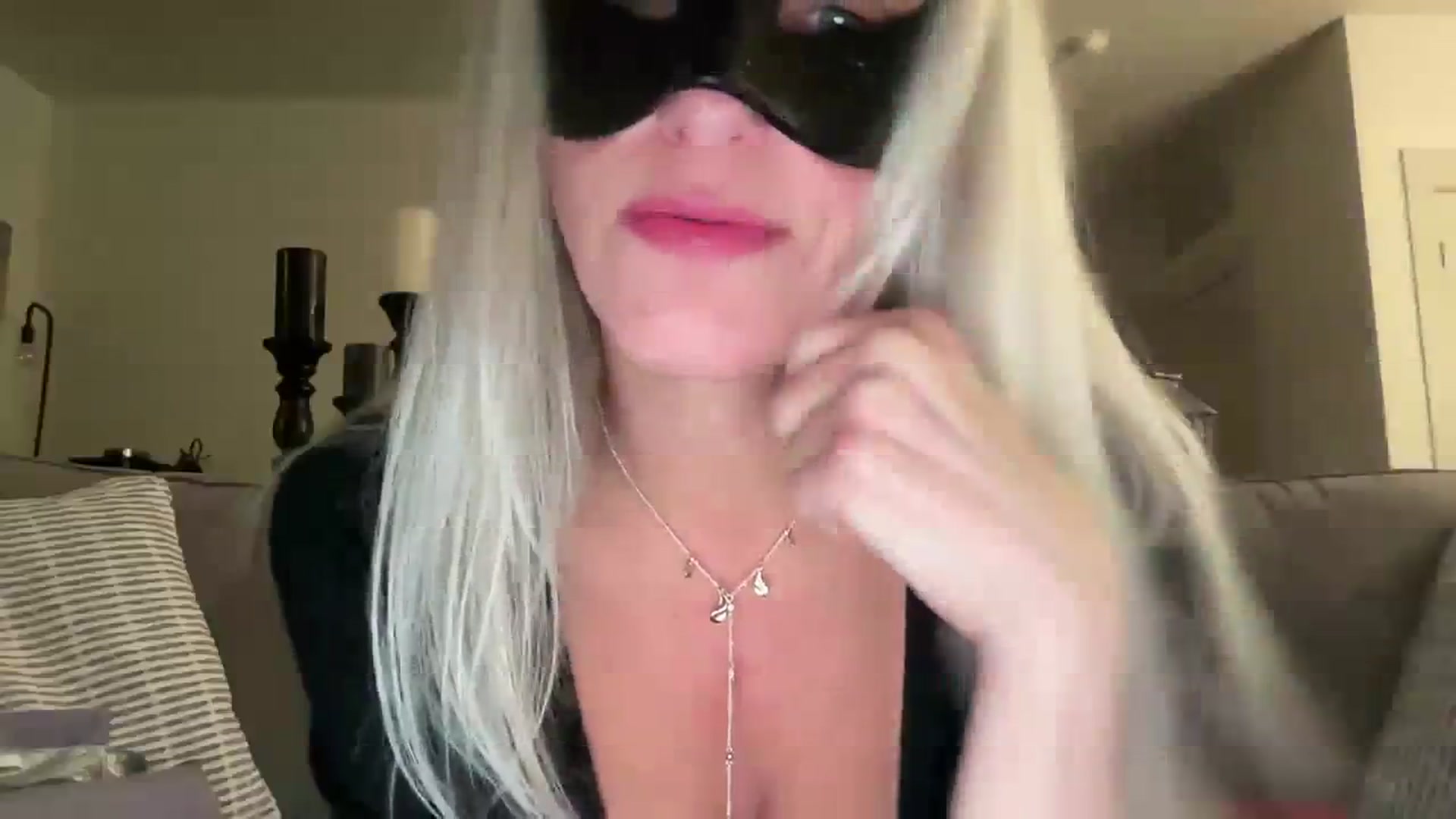 Gallery image thumbnail from jadeandpearls's myfreecams stream on, 10/30/2023, 24:57 image 10 of 20