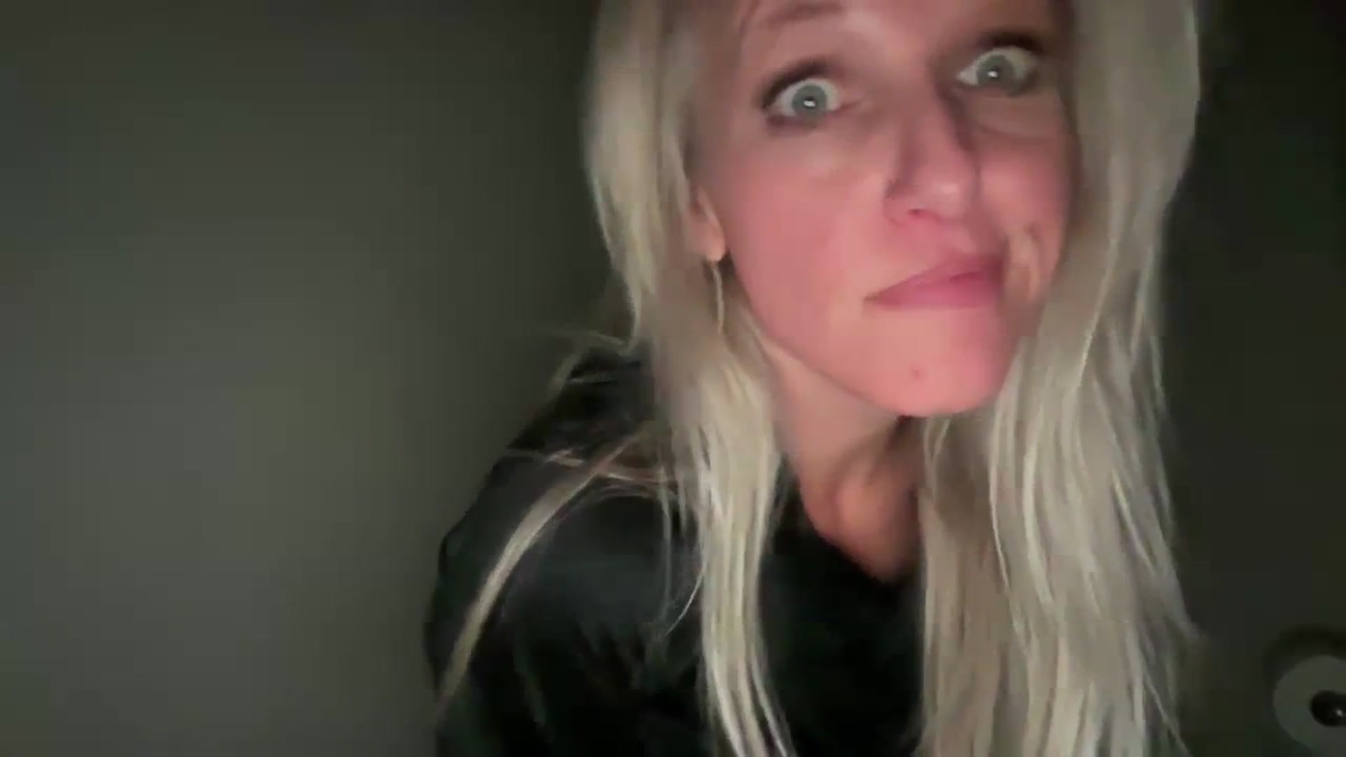 Gallery image thumbnail from jadeandpearls's myfreecams stream on, 11/06/2023, 04:13 image 2 of 20