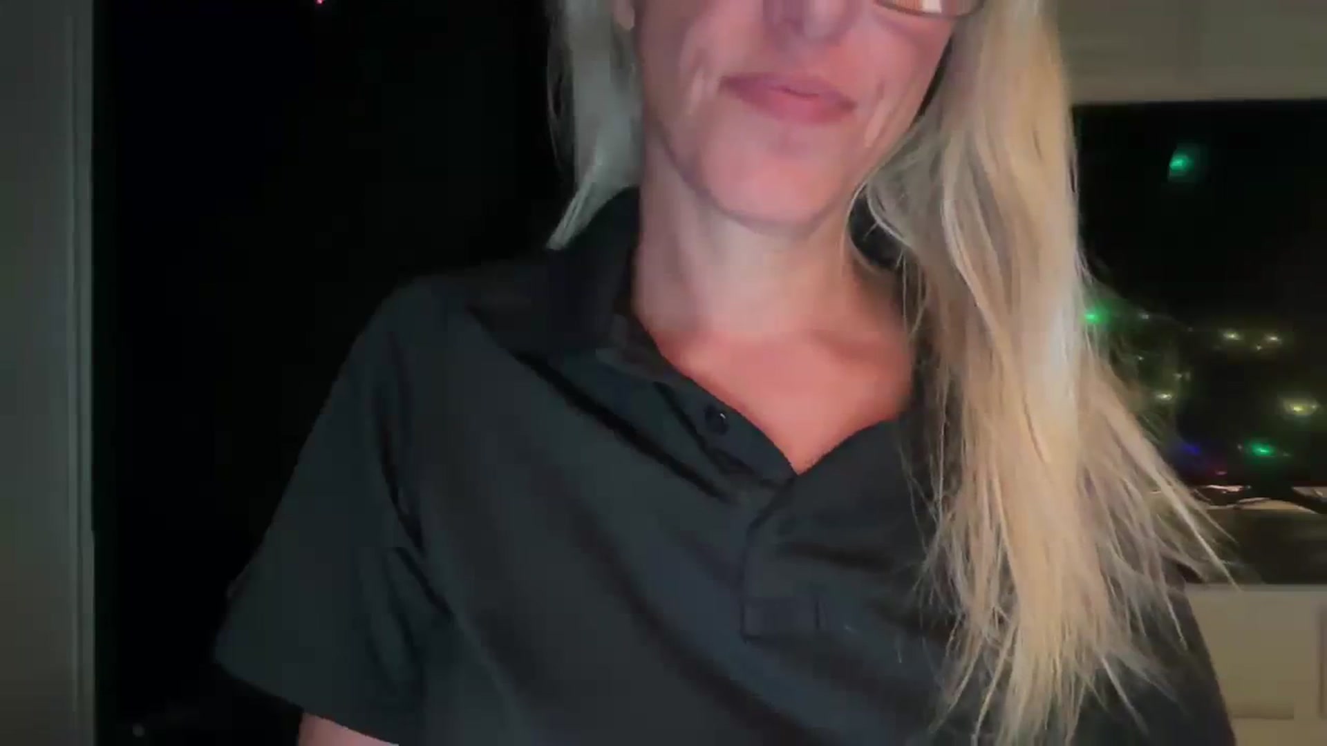 Gallery image thumbnail from jadeandpearls's myfreecams stream on, 12/09/2023, 04:33 image 6 of 20