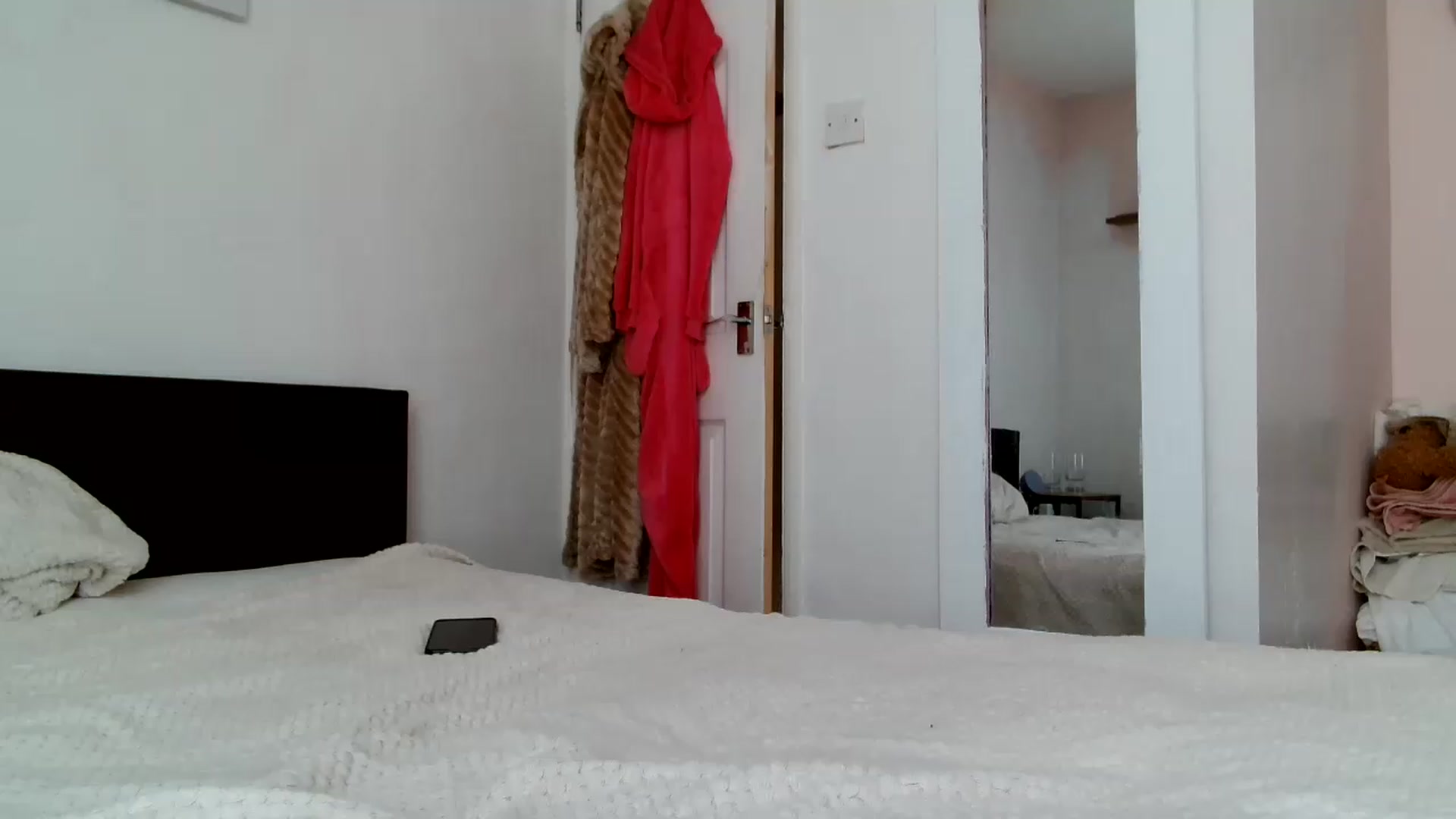 Gallery image thumbnail from jadelee8's myfreecams stream on, 07/05/2026, 14:07 image 14 of 20
