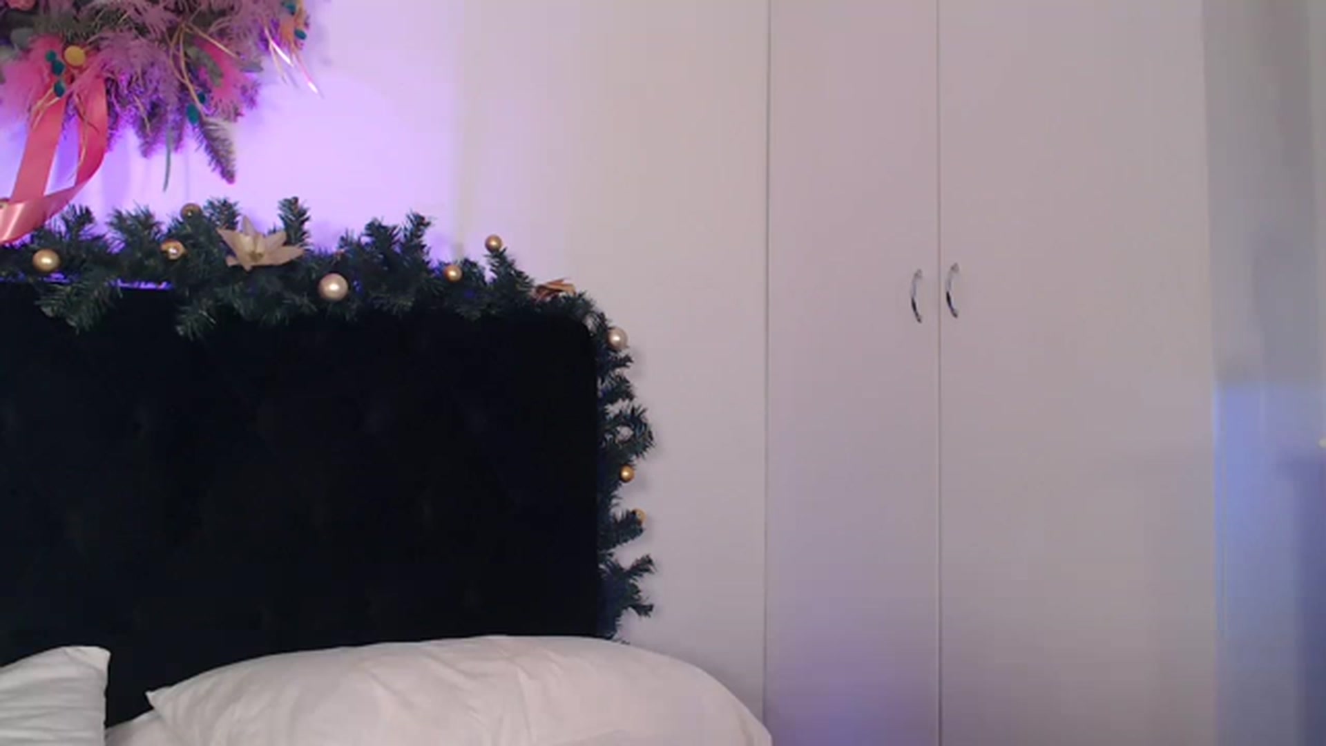 Gallery image thumbnail from jamiejones's myfreecams stream on, 01/13/2023, 03:17 image 11 of 20