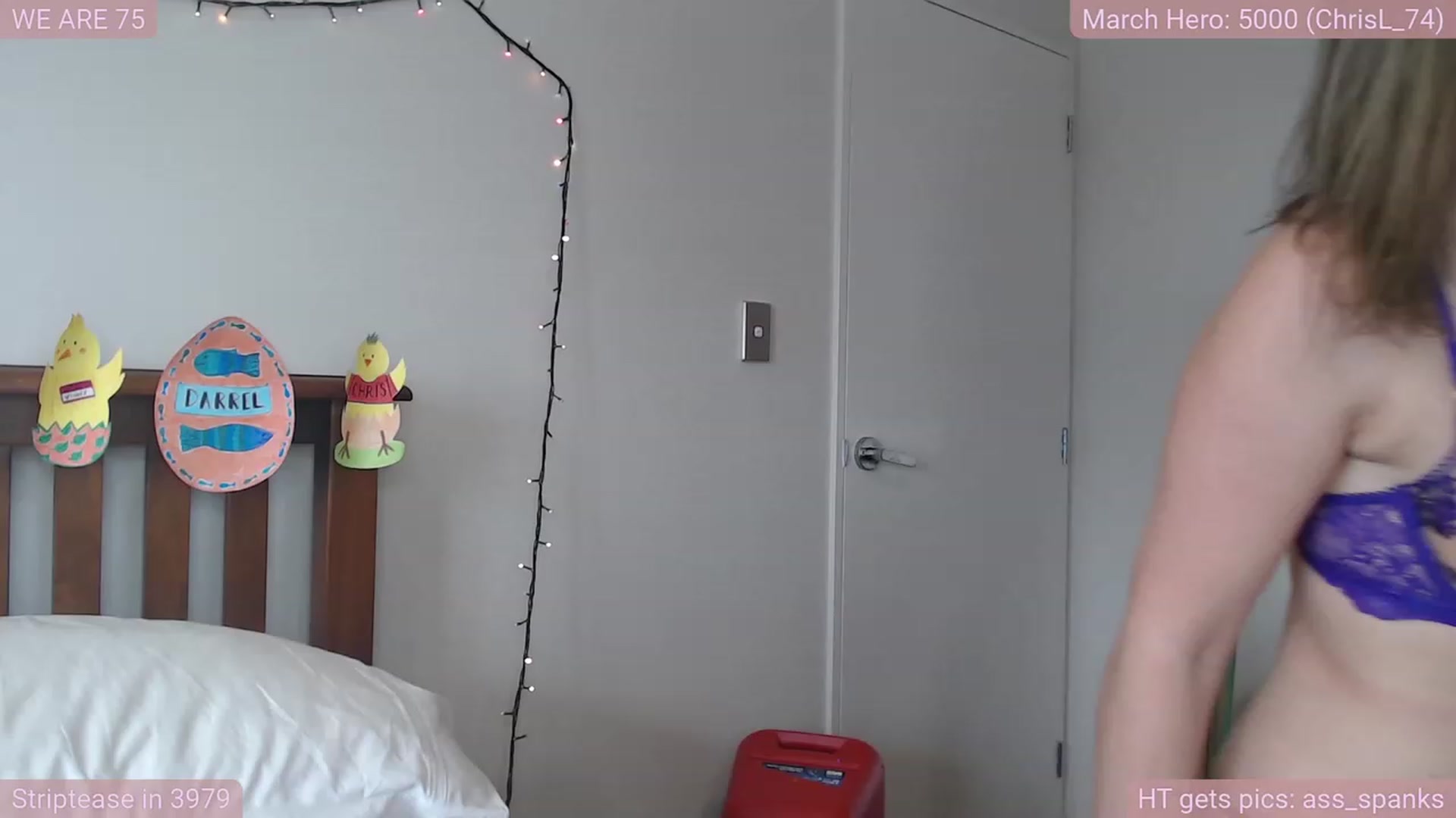 Gallery image thumbnail from jamiejones's myfreecams stream on, 03/17/2023, 24:09 image 7 of 20