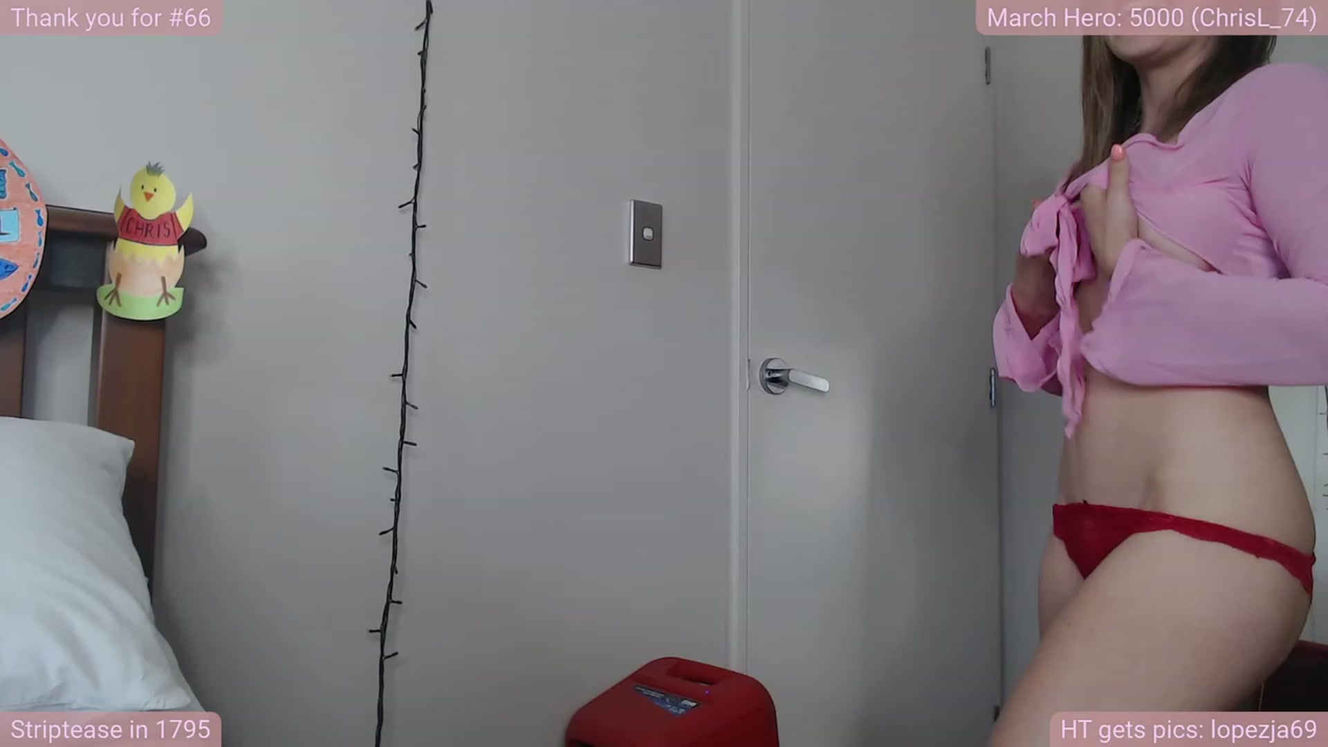 Gallery image thumbnail from jamiejones's myfreecams stream on, 03/21/2023, 04:44 image 6 of 20