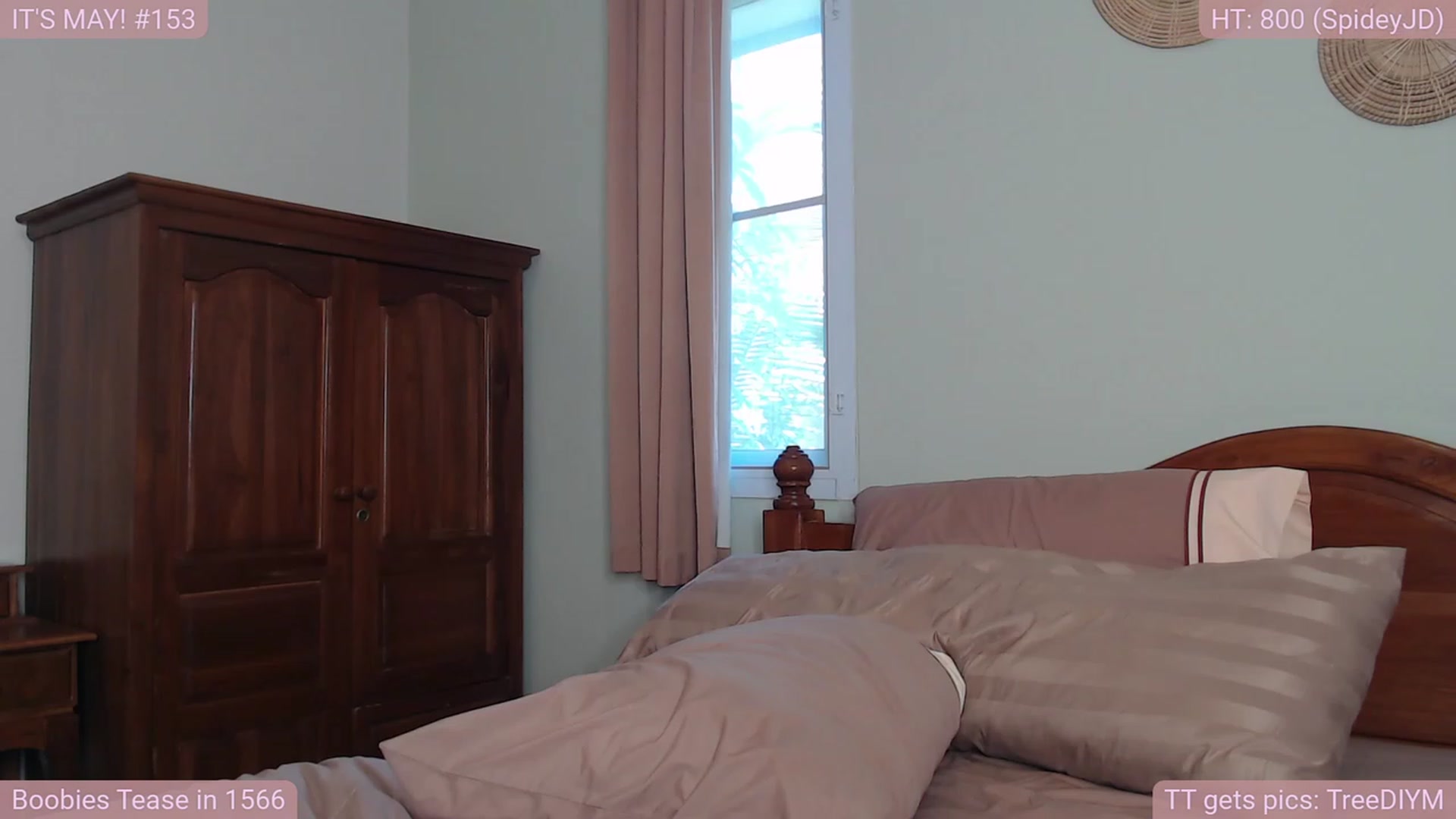 Gallery image thumbnail from jamiejones's myfreecams stream on, 05/19/2023, 05:37 image 1 of 20
