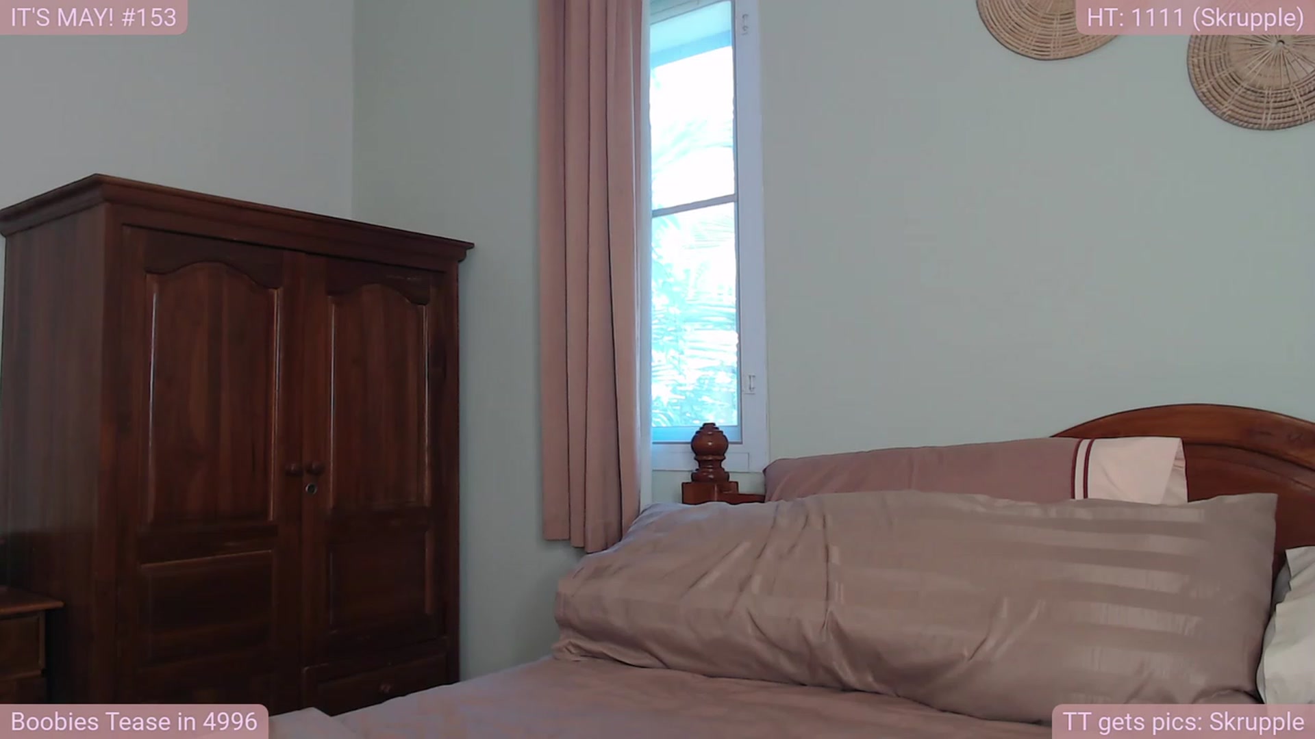 Gallery image thumbnail from jamiejones's myfreecams stream on, 05/19/2023, 05:37 image 9 of 20