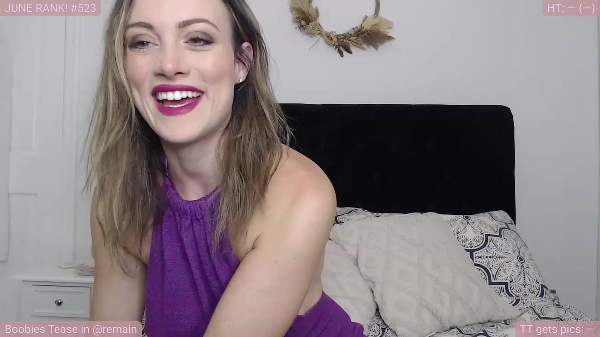Gallery image thumbnail from jamiejones's myfreecams stream on, 06/18/2023, 22:36 image 1 of 20