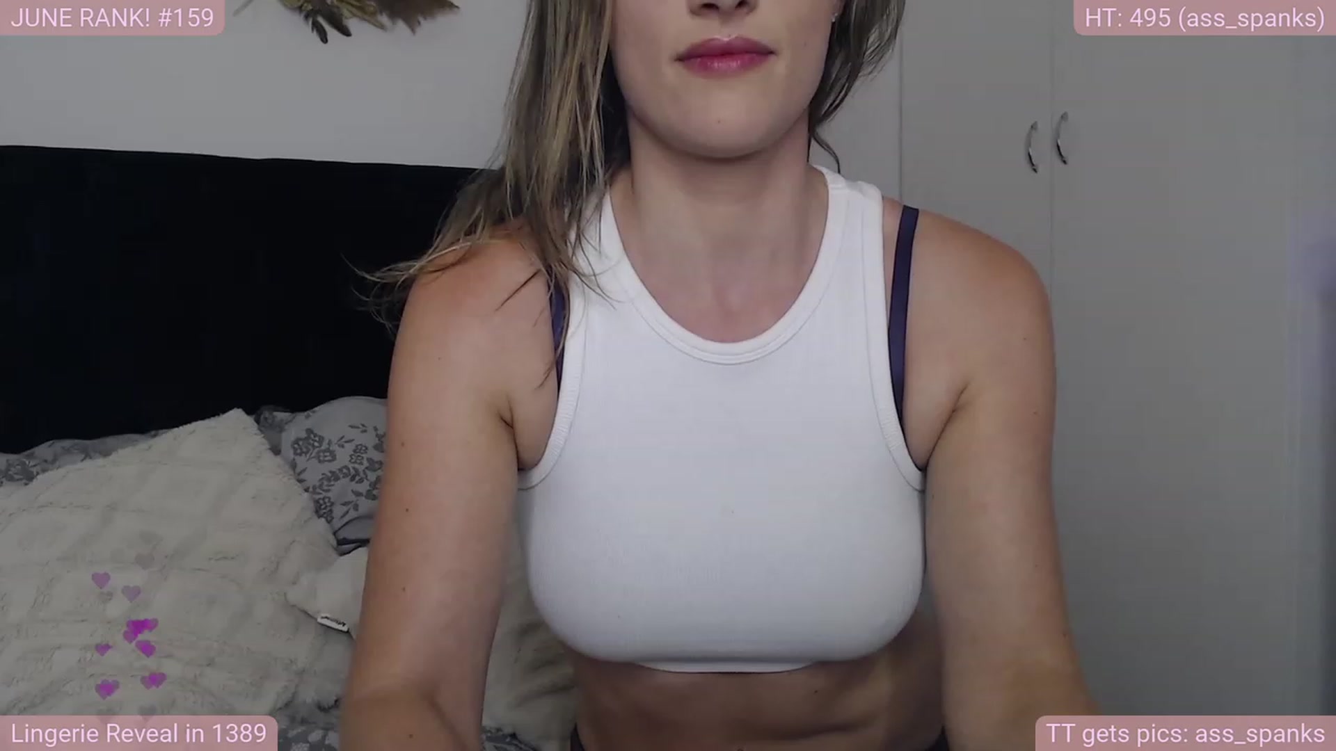 Gallery image thumbnail from jamiejones's myfreecams stream on, 06/26/2023, 24:42 image 3 of 20