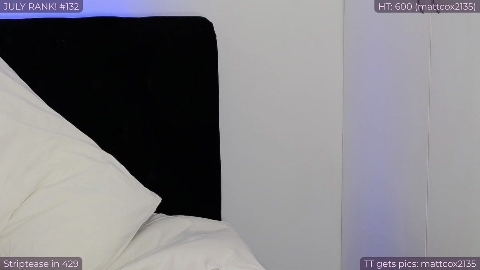 Gallery image thumbnail from jamiejones's myfreecams stream on, 07/18/2023, 24:03 image 10 of 20