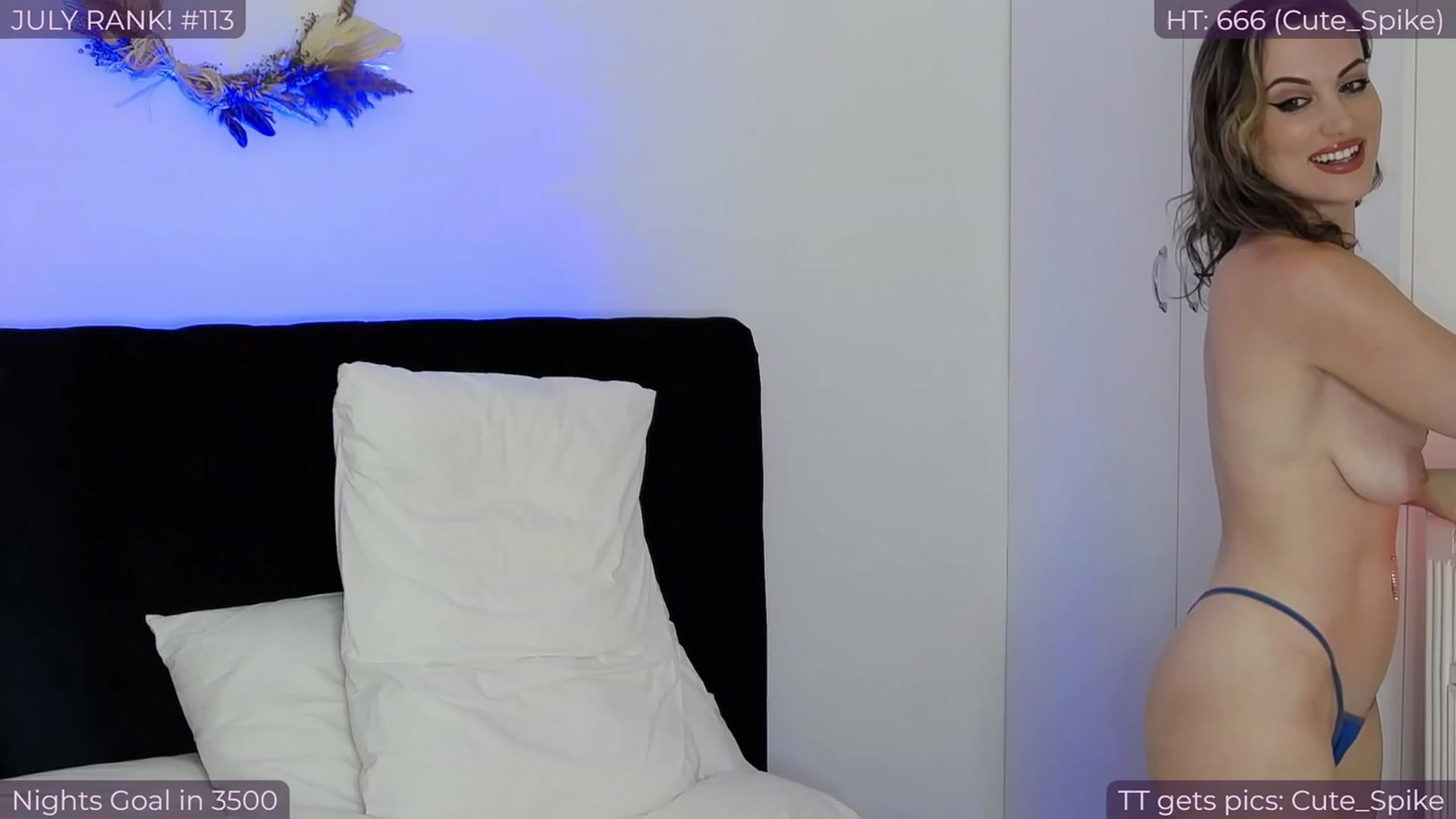 Gallery image thumbnail from jamiejones's myfreecams stream on, 07/19/2023, 03:51 image 1 of 20