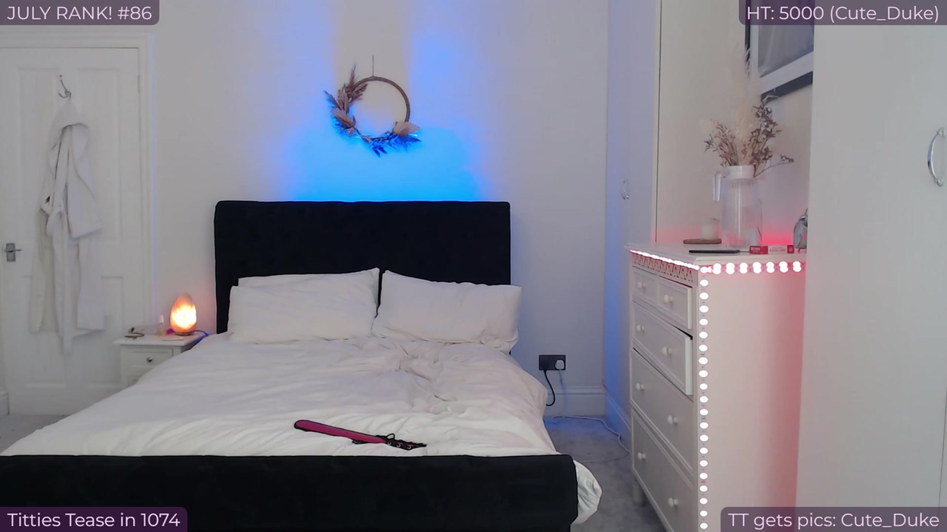 Gallery image thumbnail from jamiejones's myfreecams stream on, 07/21/2023, 02:48 image 11 of 20