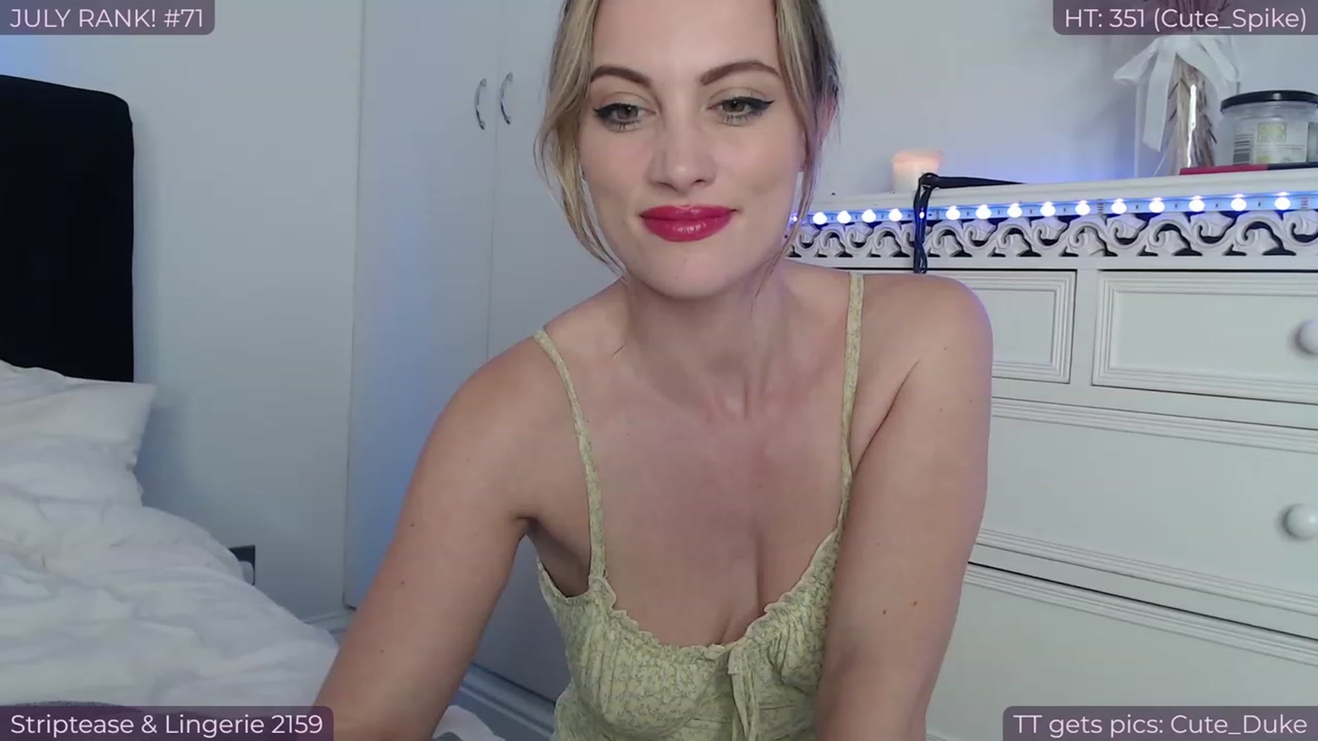 Gallery image thumbnail from jamiejones's myfreecams stream on, 07/24/2023, 23:30 image 6 of 20