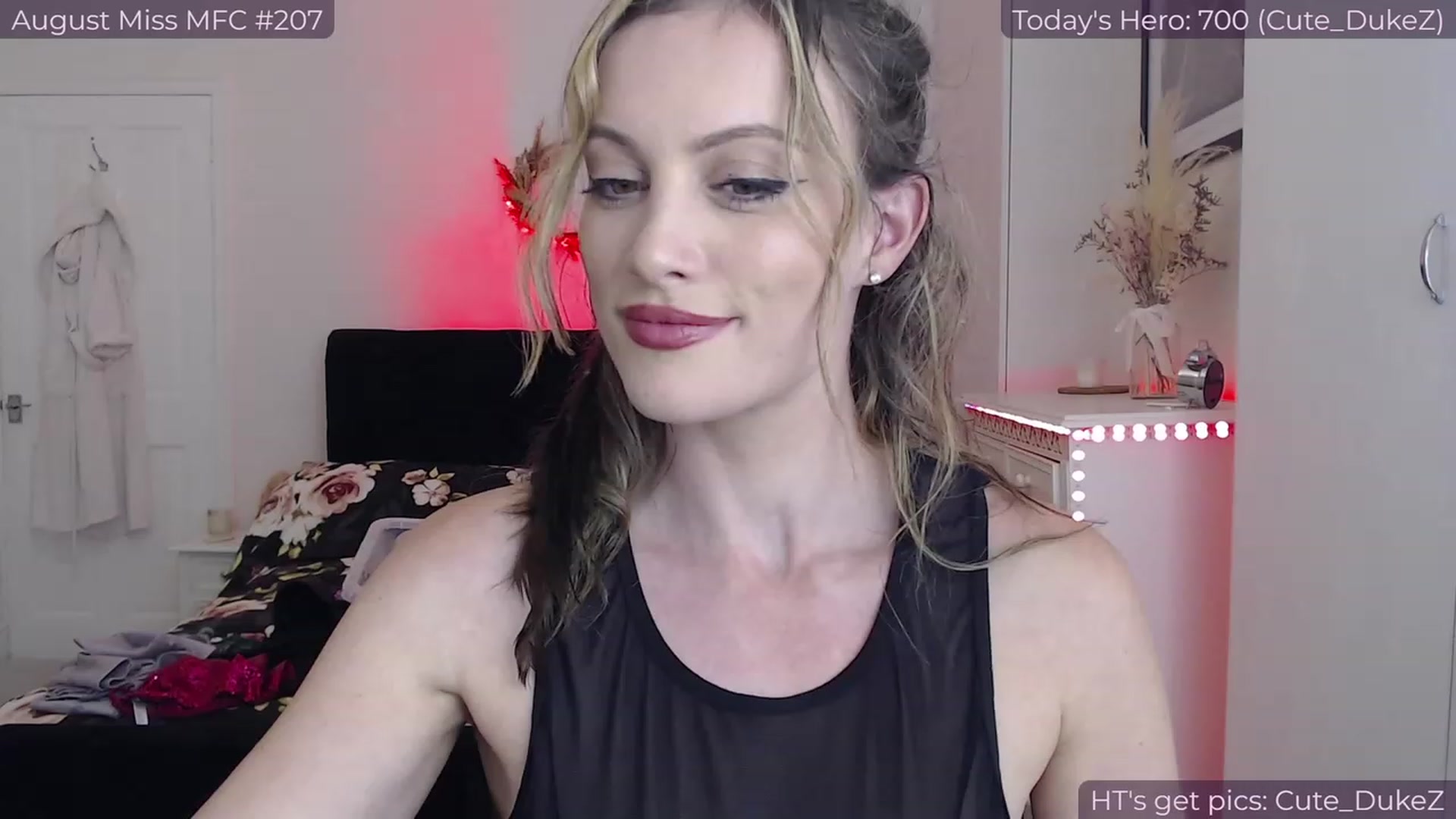 Gallery image thumbnail from jamiejones's myfreecams stream on, 08/23/2023, 23:32 image 12 of 20