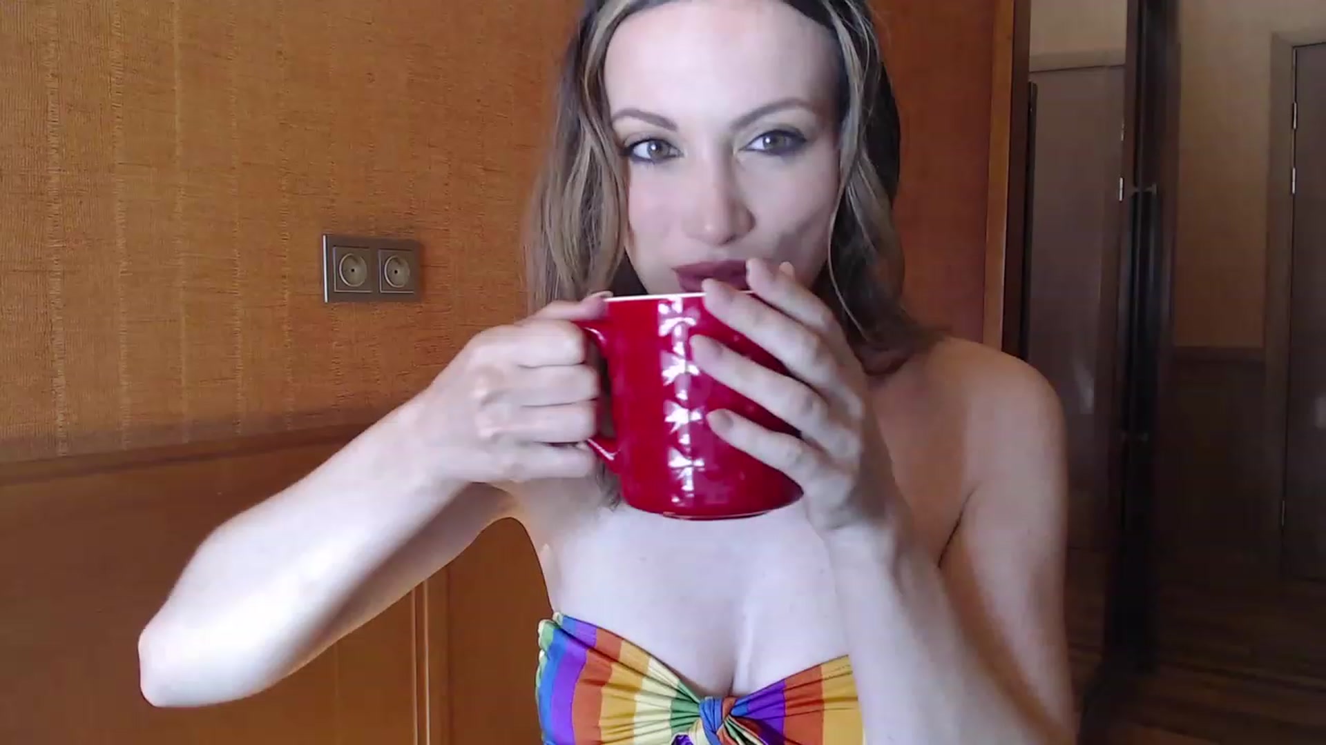 Gallery image thumbnail from jamiejones's myfreecams stream on, 09/29/2023, 11:57 image 1 of 20
