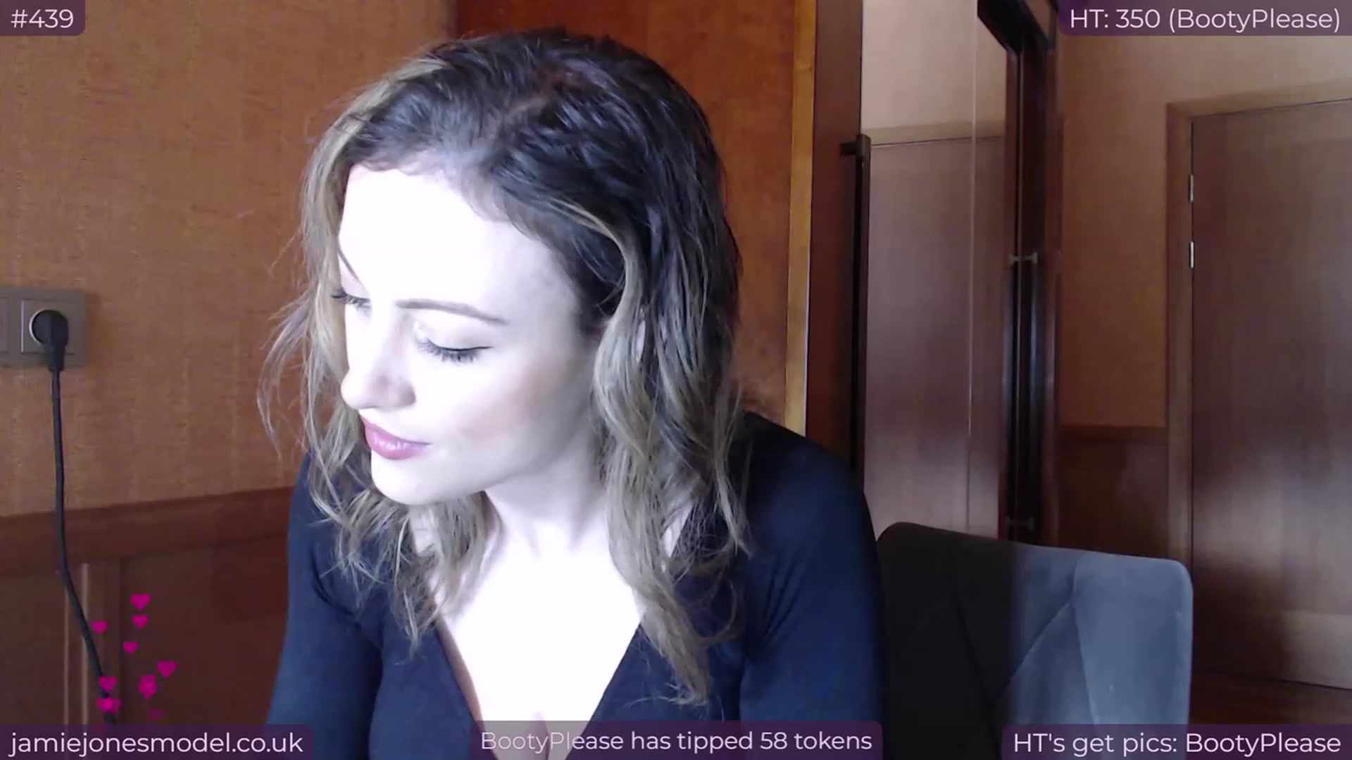 Gallery image thumbnail from jamiejones's myfreecams stream on, 10/04/2023, 12:43 image 15 of 20