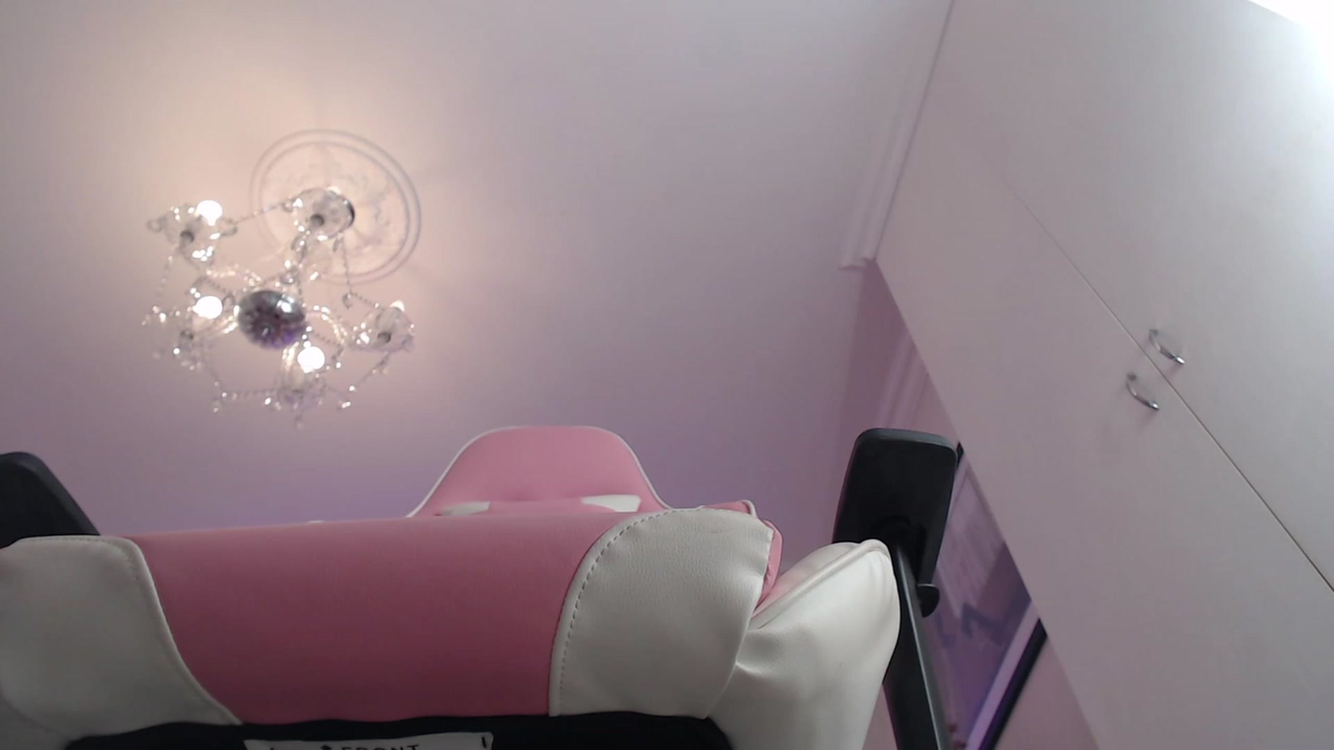 Gallery image thumbnail from jamiejones's myfreecams stream on, 11/01/2023, 02:55 image 5 of 20
