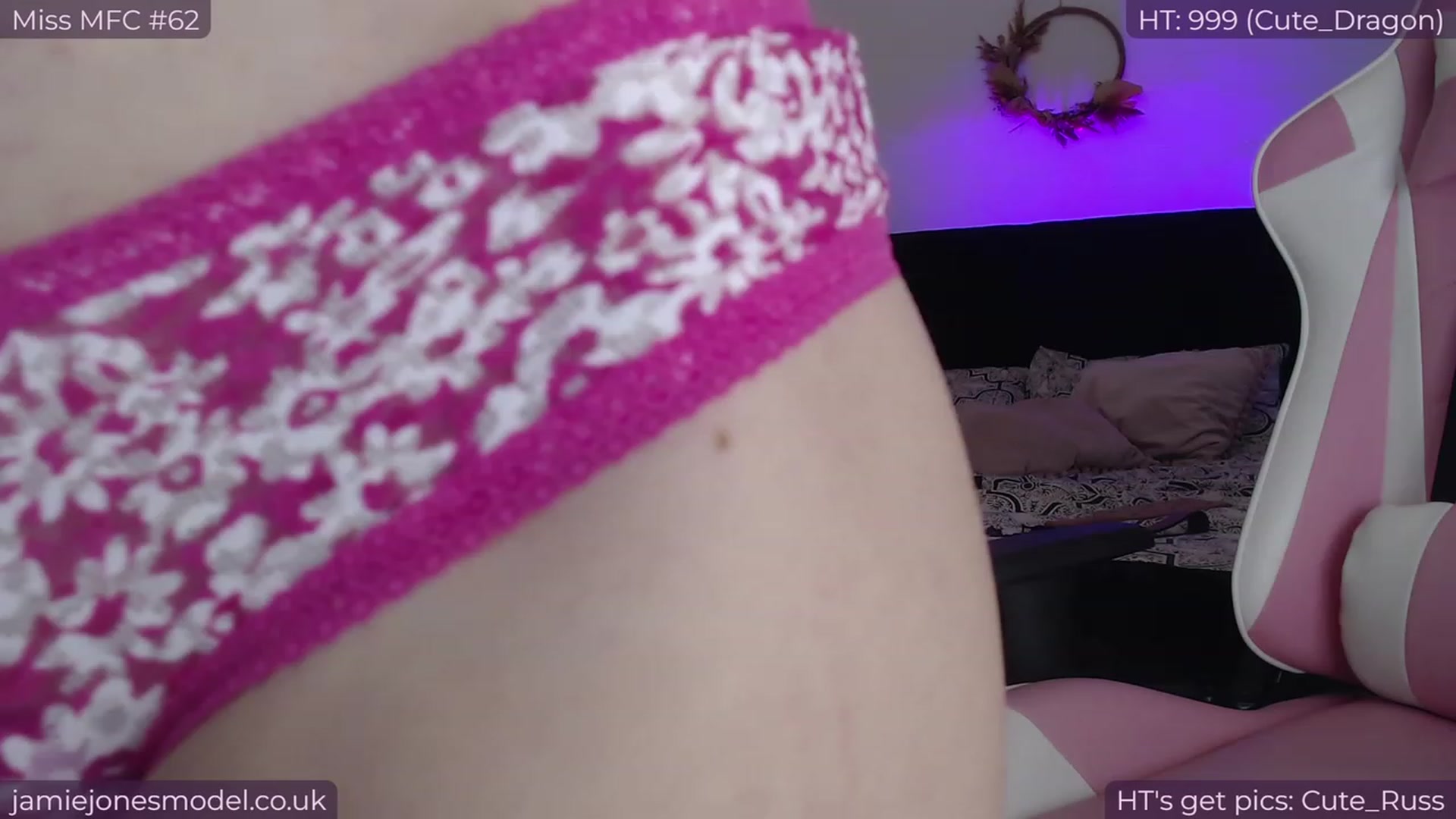 Gallery image thumbnail from jamiejones's myfreecams stream on, 11/23/2023, 03:12 image 16 of 20