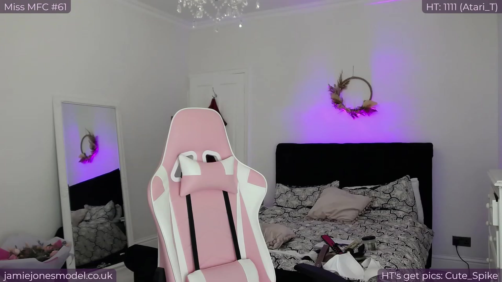 Gallery image thumbnail from jamiejones's myfreecams stream on, 11/25/2023, 02:33 image 11 of 20