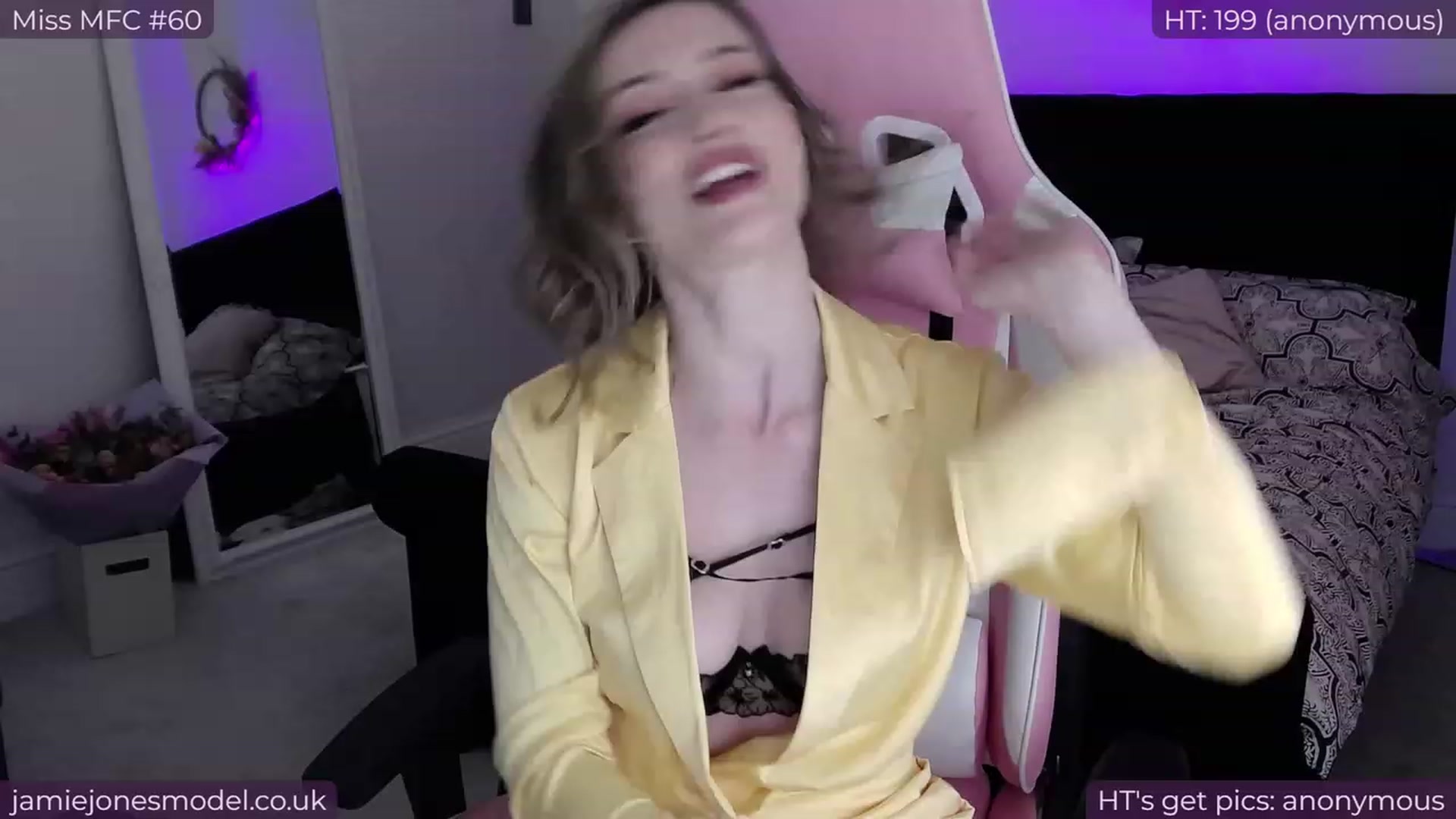 Gallery image thumbnail from jamiejones's myfreecams stream on, 11/30/2023, 01:57 image 5 of 20
