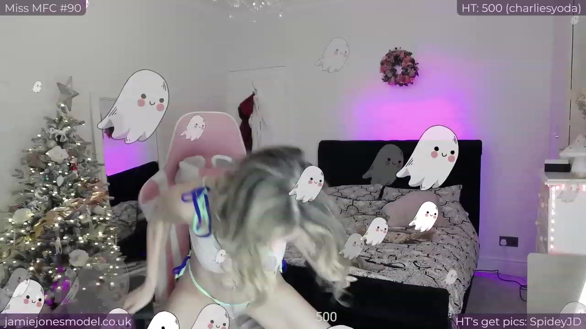 Gallery image thumbnail from jamiejones's myfreecams stream on, 12/08/2023, 23:24 image 13 of 20