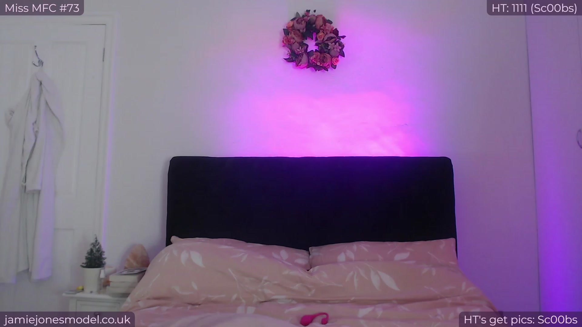 Gallery image thumbnail from jamiejones's myfreecams stream on, 12/12/2023, 16:19 image 15 of 20