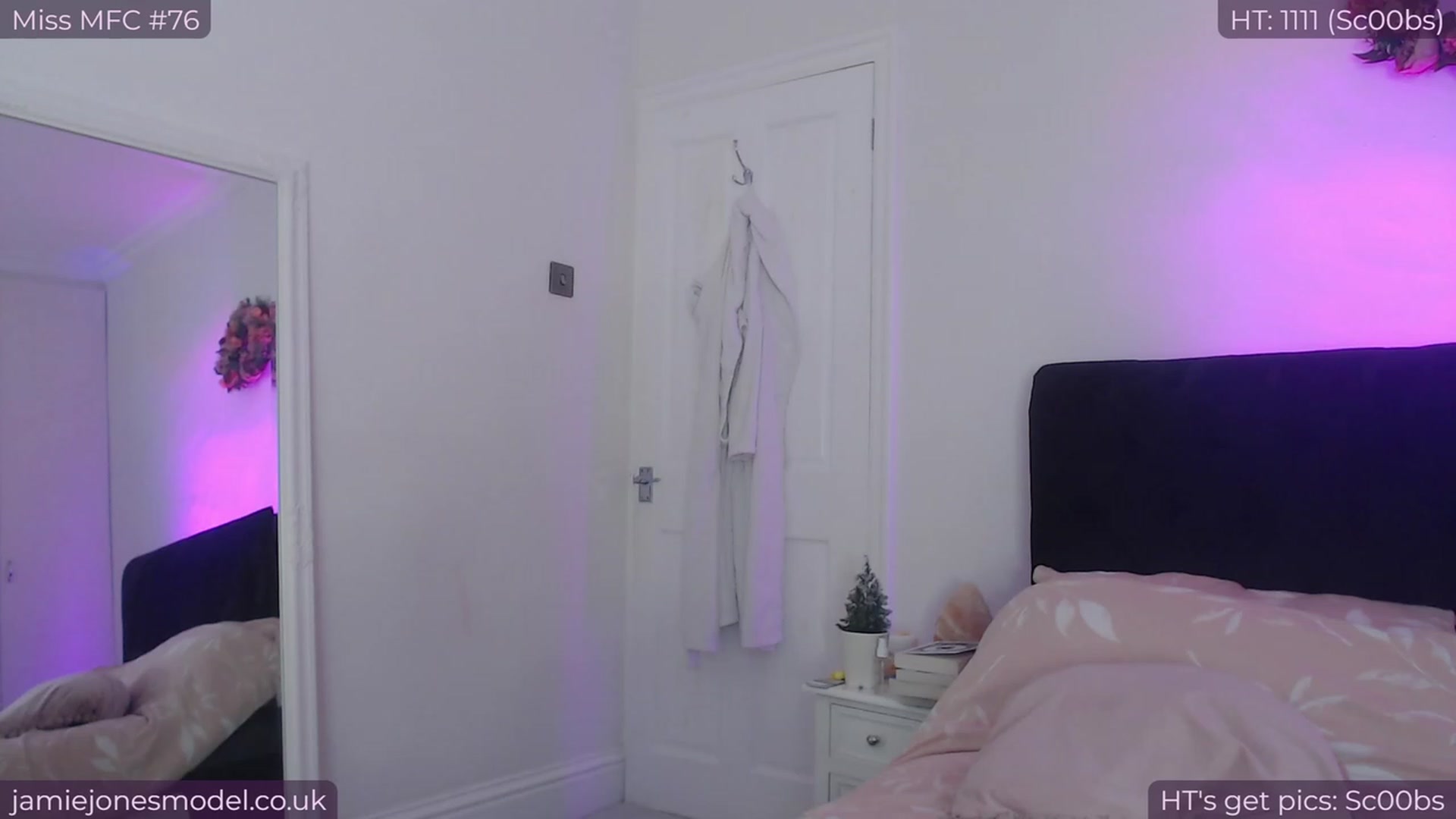 Gallery image thumbnail from jamiejones's myfreecams stream on, 12/12/2023, 16:19 image 4 of 20