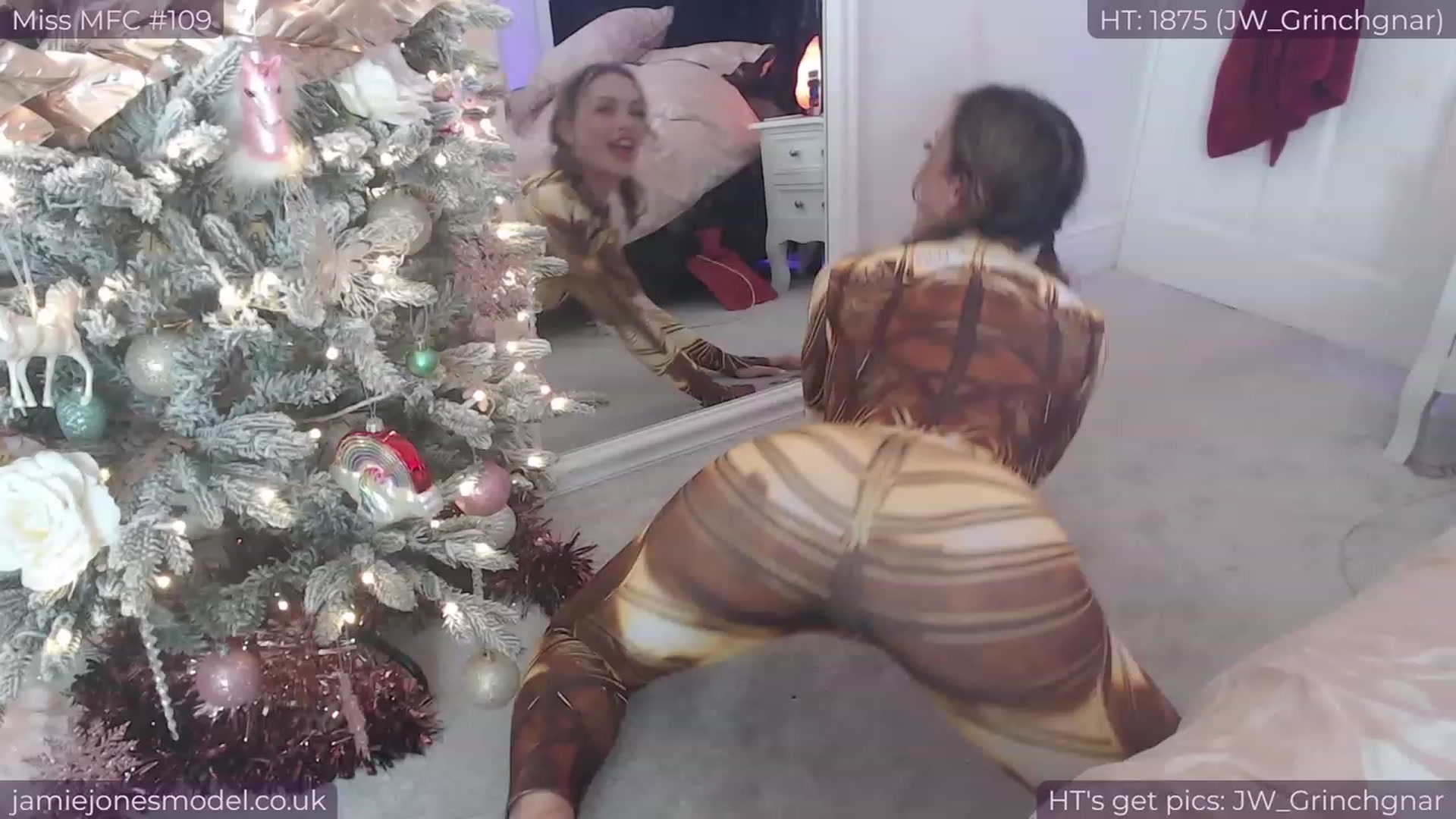 Gallery image thumbnail from jamiejones's myfreecams stream on, 12/22/2023, 04:29 image 1 of 20